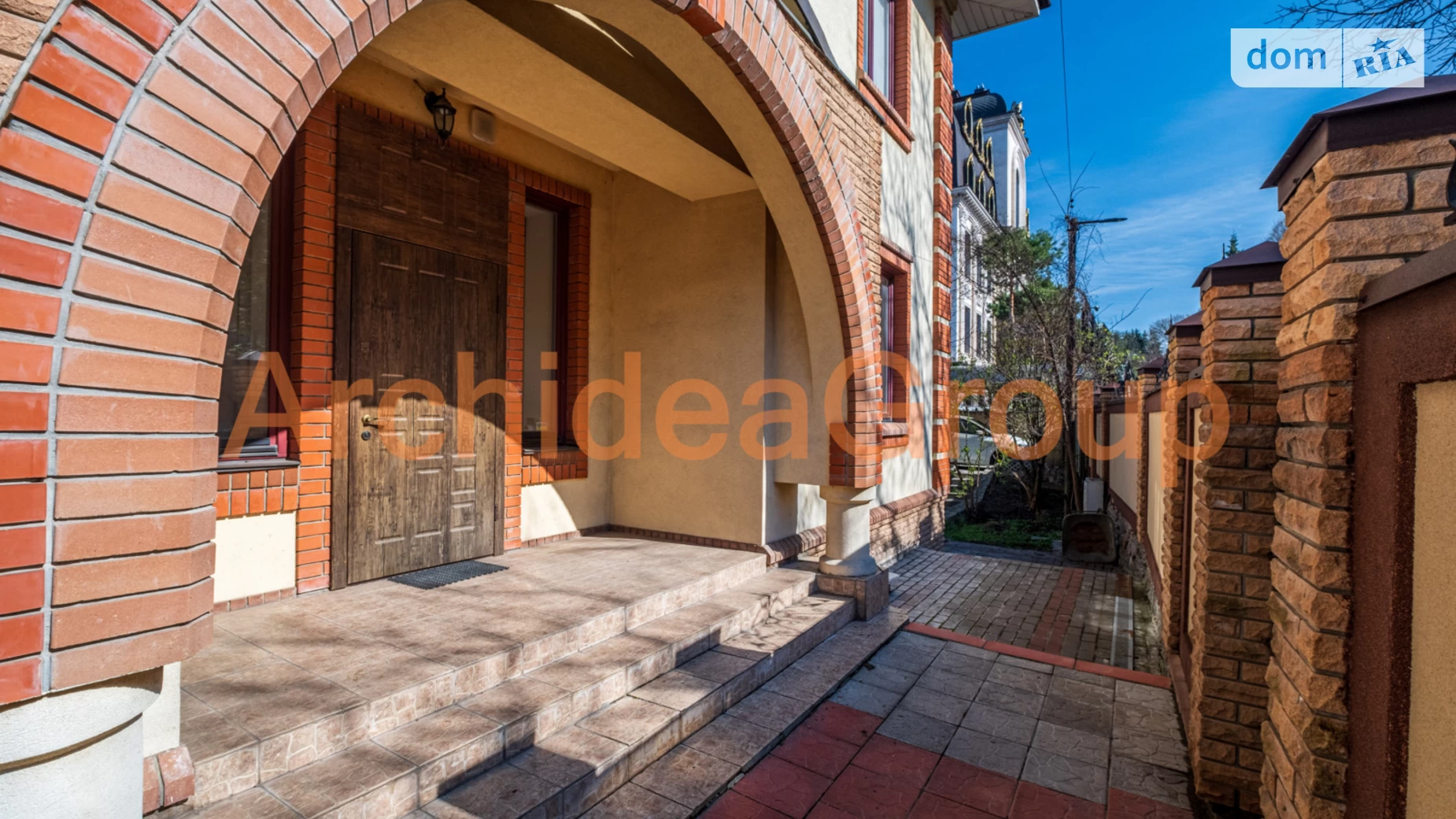 Продается дом на 3 этажа 482 кв. м с подвалом, цена: 730000 $ - фото 5