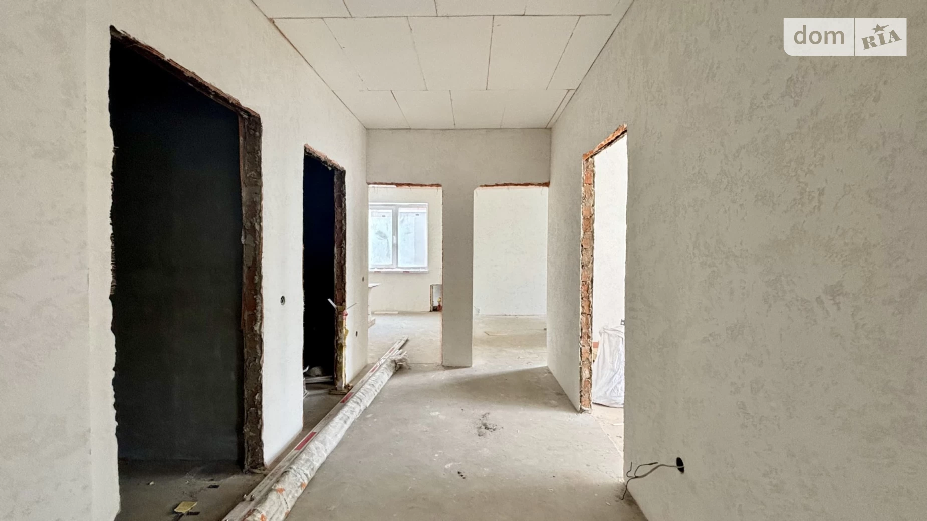 Продается 3-комнатная квартира 73 кв. м в Ровно, ул. 24 Августа, 26 - фото 5
