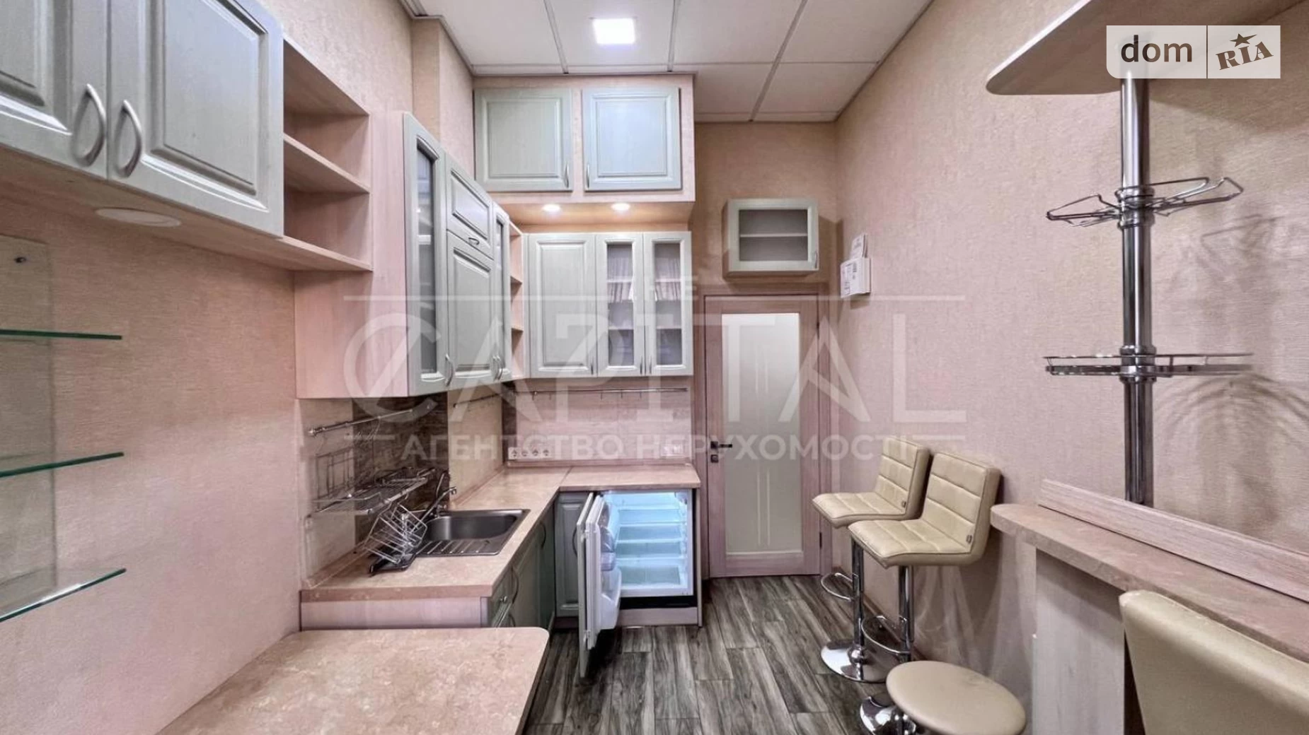 Здається в оренду офіс 112 кв. м в бізнес-центрі, цена: 1000 $ - фото 3