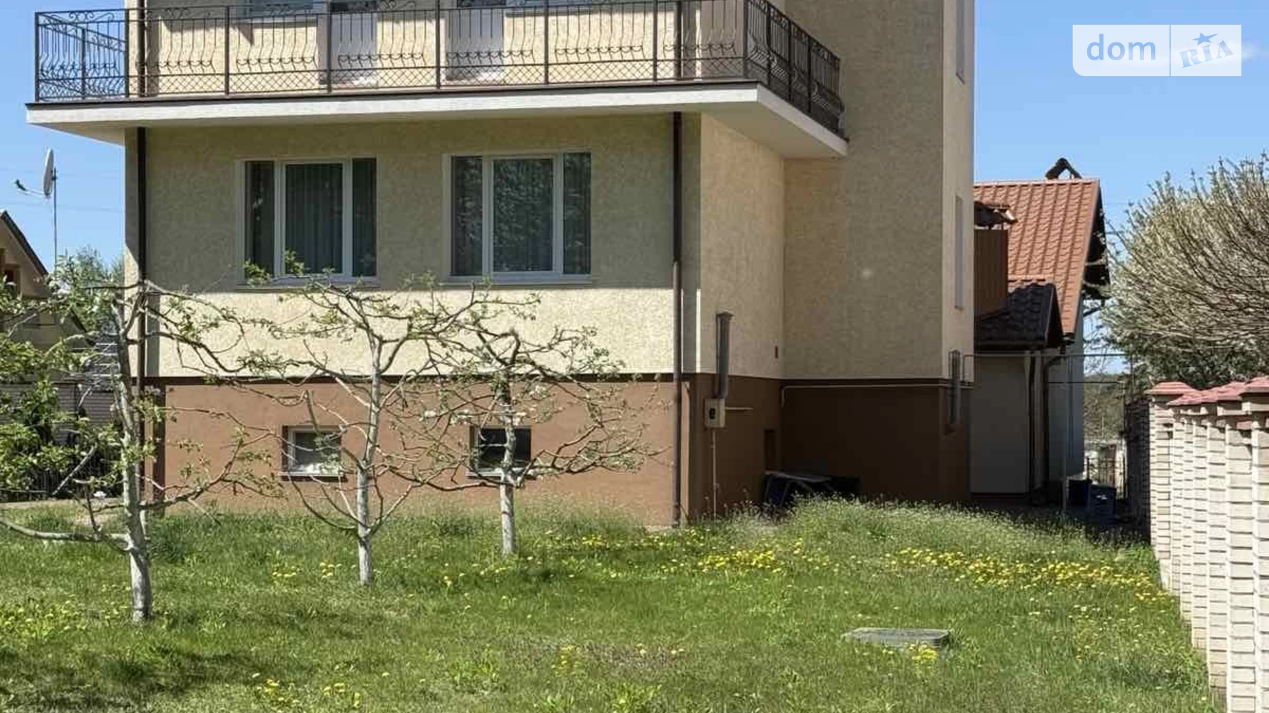 Продается дом на 3 этажа 270 кв. м с гаражом, цена: 250000 $ - фото 3