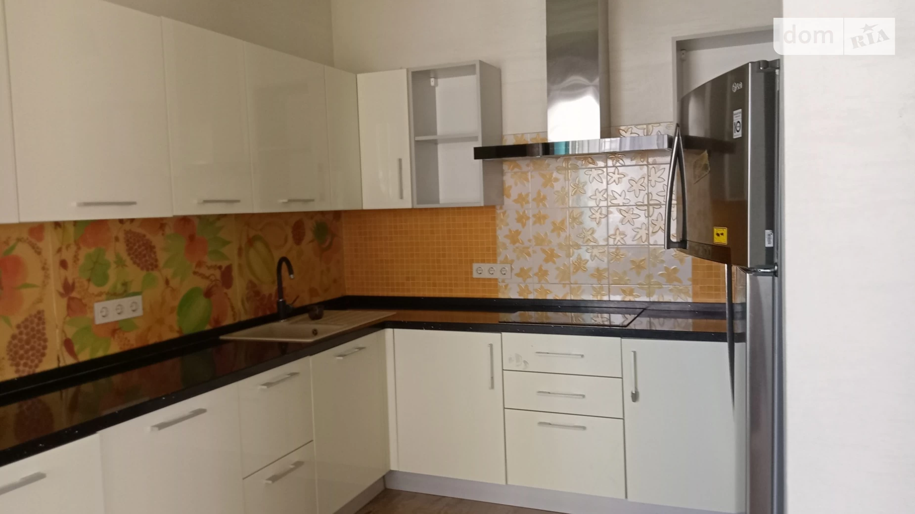 Продається 2-кімнатна квартира 95 кв. м у Одесі, бул. Французький, 22/3 - фото 2