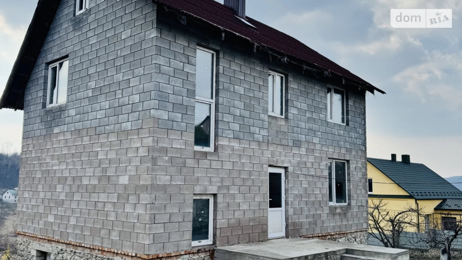 Продается дом на 3 этажа 180 кв. м с беседкой, цена: 40000 $ - фото 2