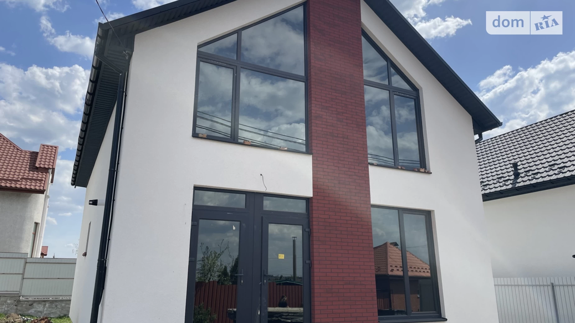 Продается дом на 2 этажа 125 кв. м с мансардой, цена: 130000 $ - фото 2