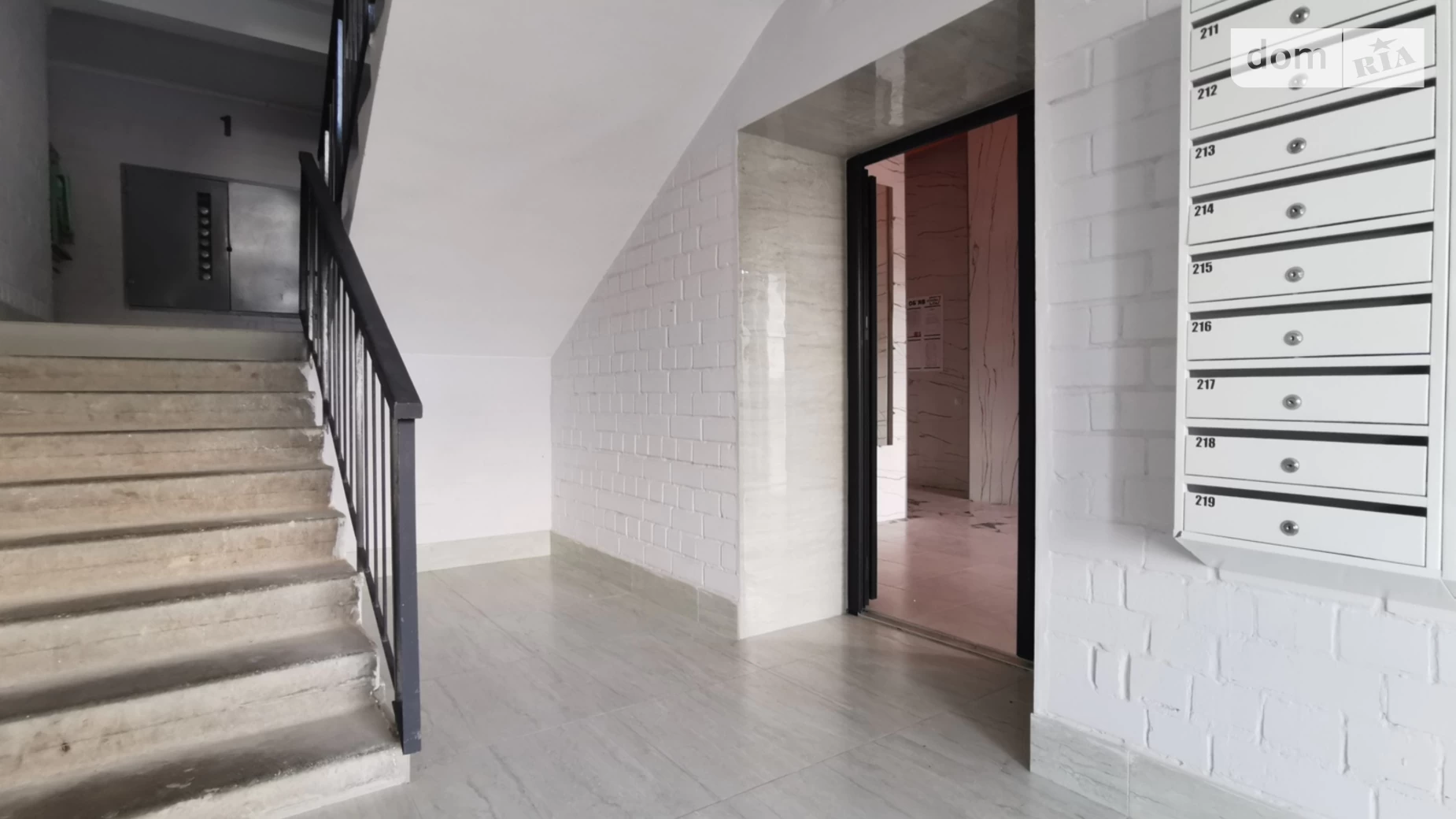 Продается 1-комнатная квартира 42 кв. м в Чернигове, цена: 29000 $ - фото 4
