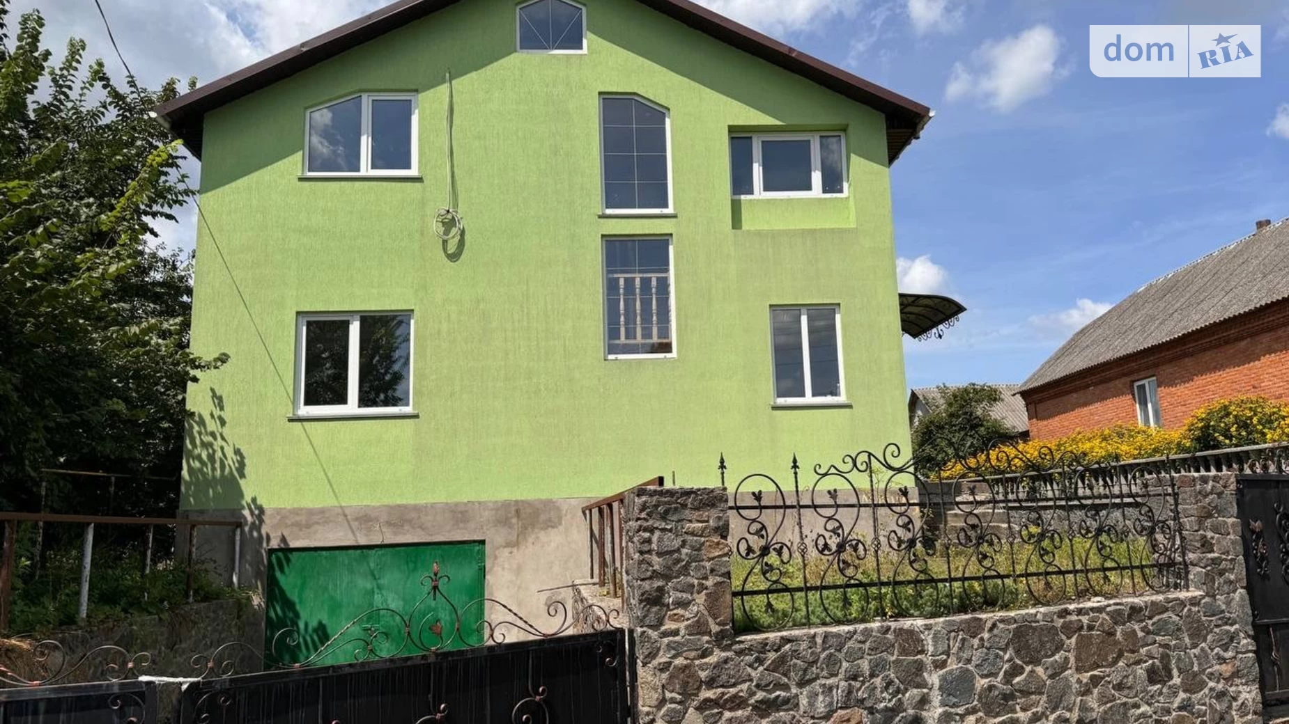 Продается дом на 2 этажа 251 кв. м с участком, цена: 85000 $ - фото 2