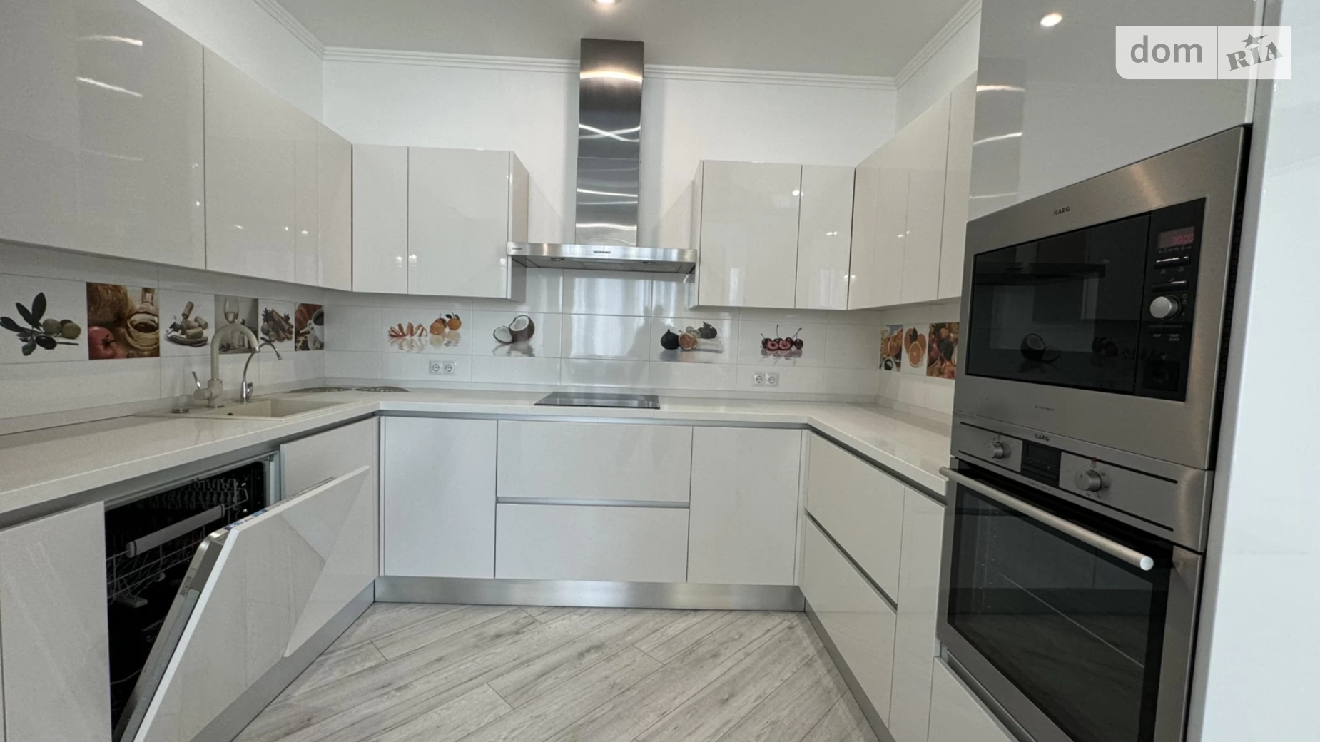 Продається 2-кімнатна квартира 86 кв. м у Києві, наб. Дніпровська, 14Б - фото 2