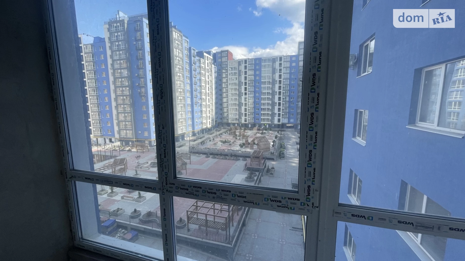 Продается 3-комнатная квартира 87 кв. м в Ивано-Франковске, ул. Княгинин, 44 - фото 3