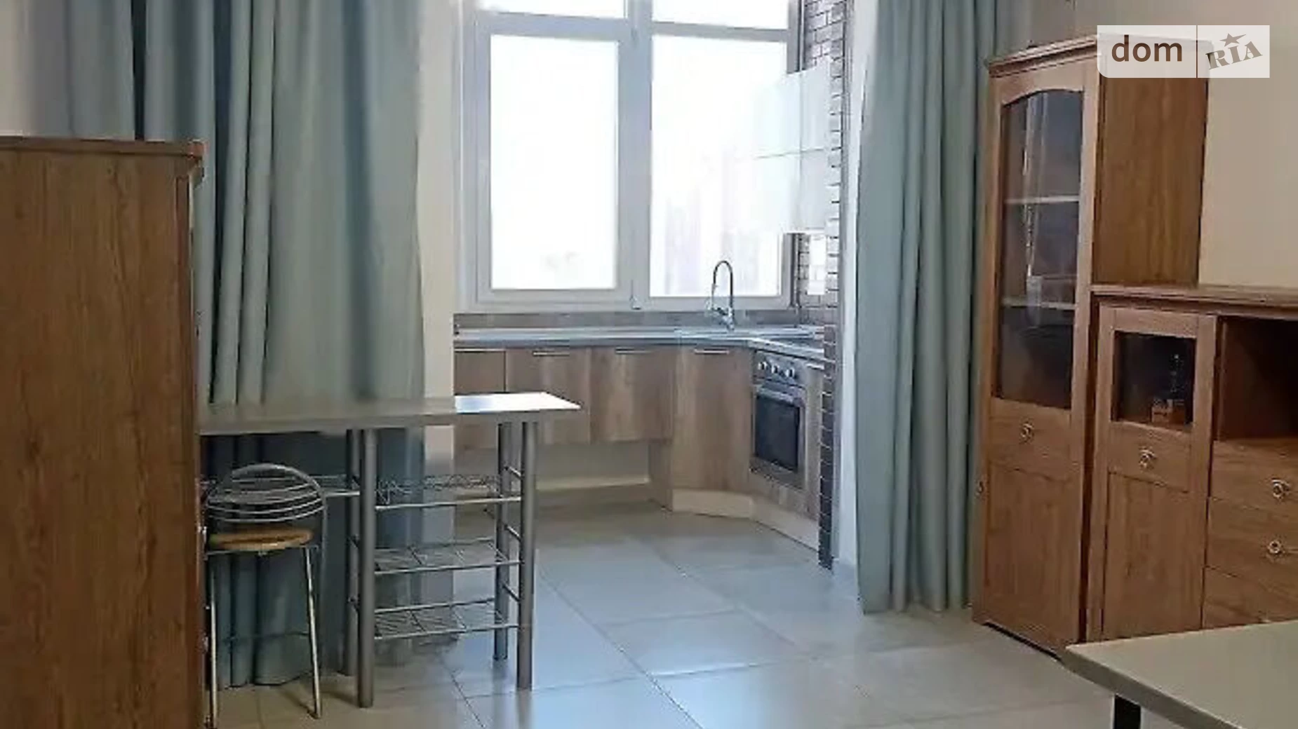 Сдается в аренду 2-комнатная квартира 76 кв. м в Днепре, ул. Херсонская, 9Б - фото 2