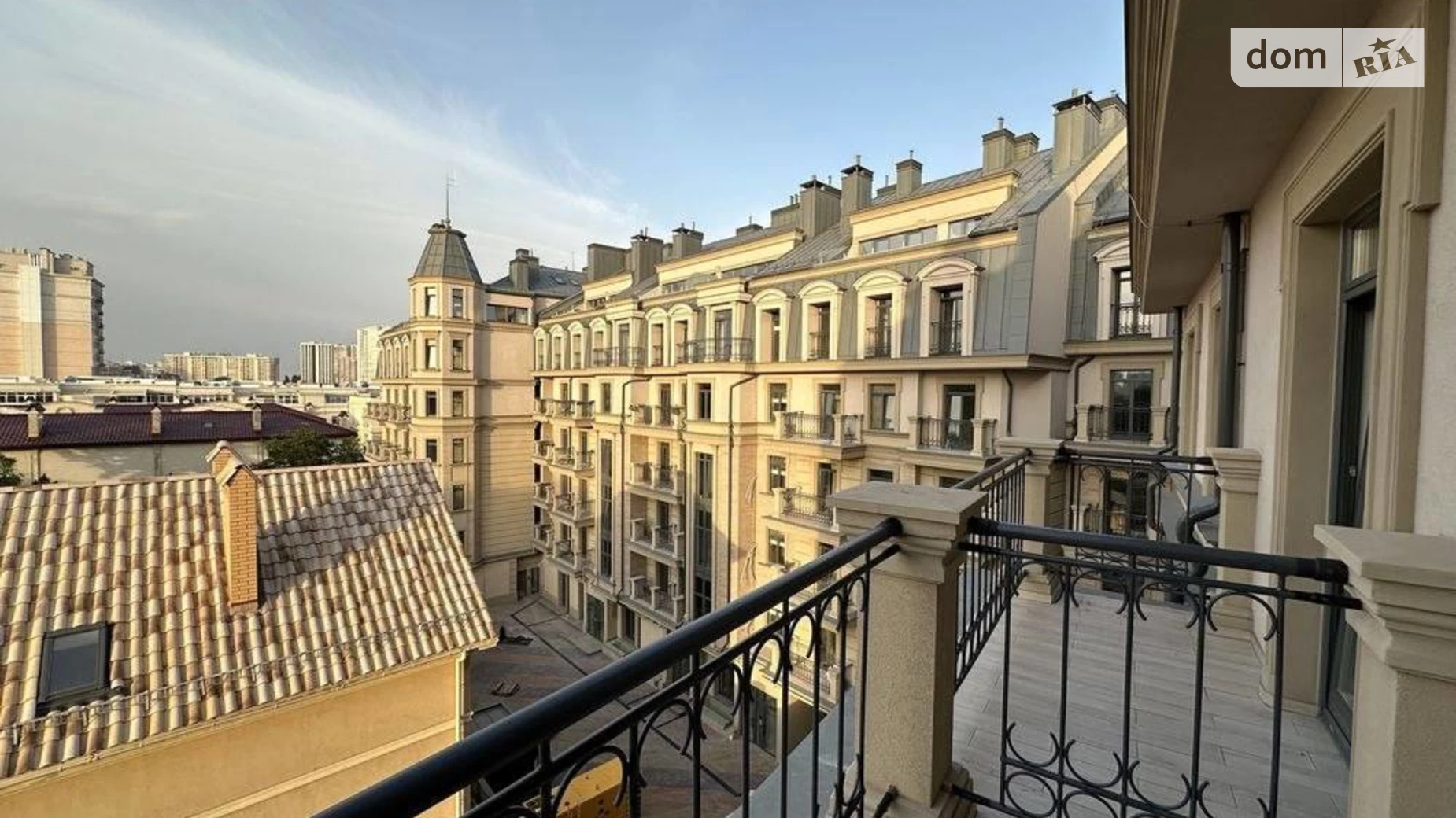 Продается 3-комнатная квартира 96.6 кв. м в Одессе, Фонтанская дор., 62К - фото 2