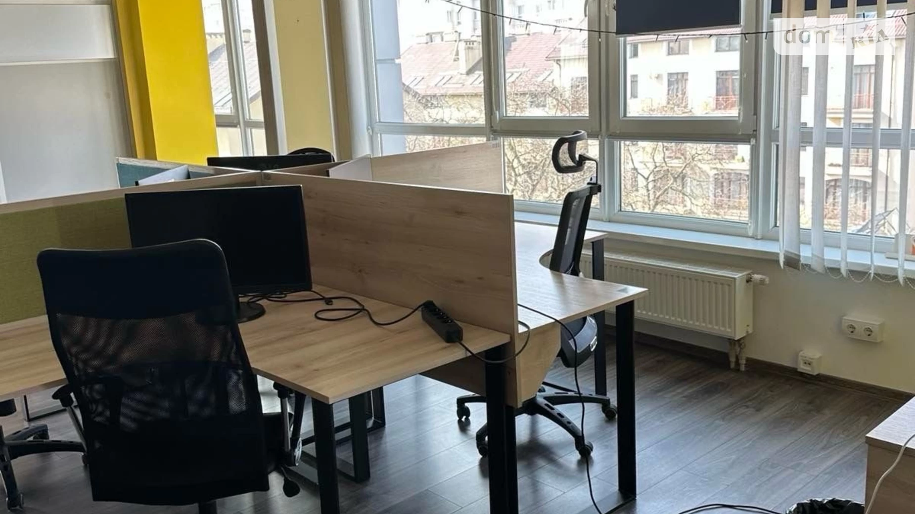 Сдается в аренду офис 220 кв. м в бизнес-центре, цена: 2200 $ - фото 2
