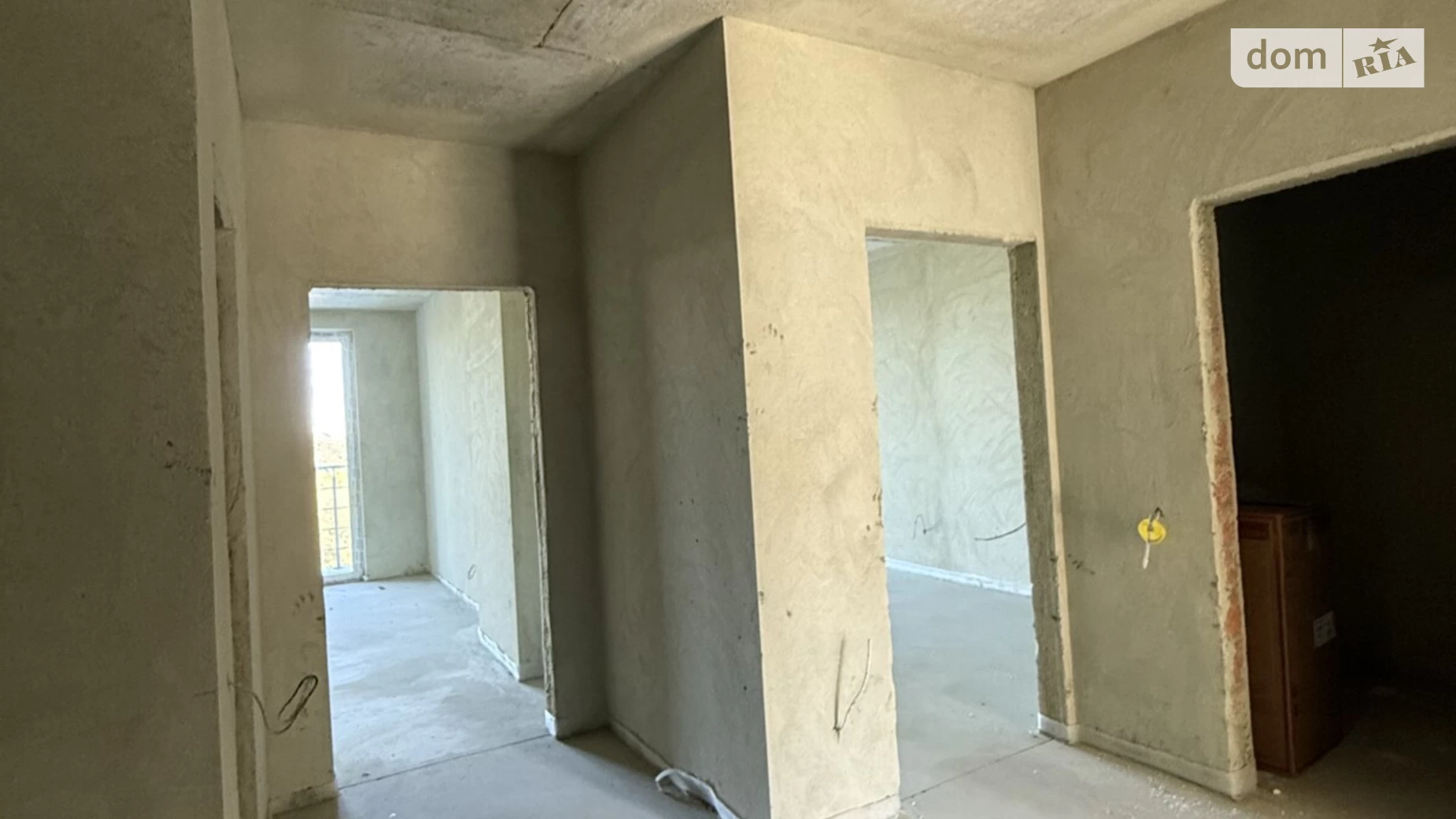 Продається 2-кімнатна квартира 67 кв. м у Ужгороді - фото 2