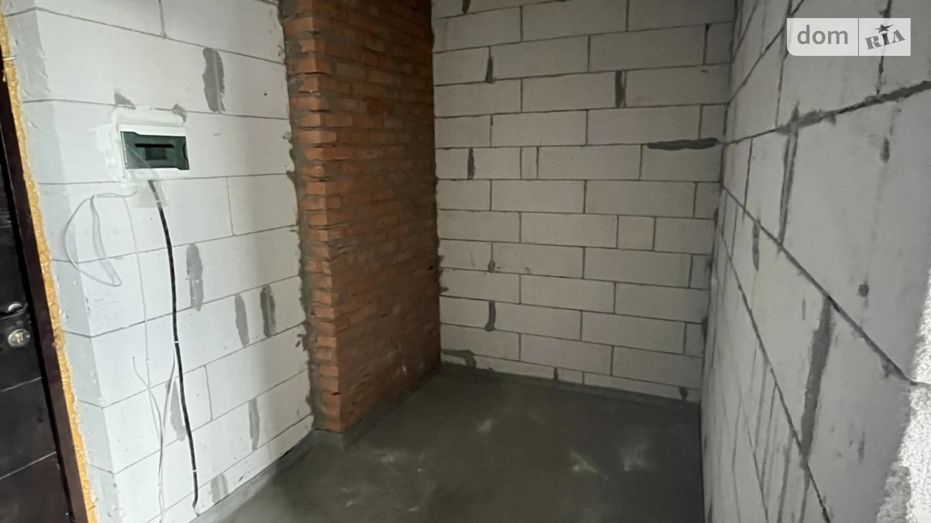Продается 1-комнатная квартира 31 кв. м в Гостомеле, ул. Свято-Покровская(Ленина), 73 - фото 4
