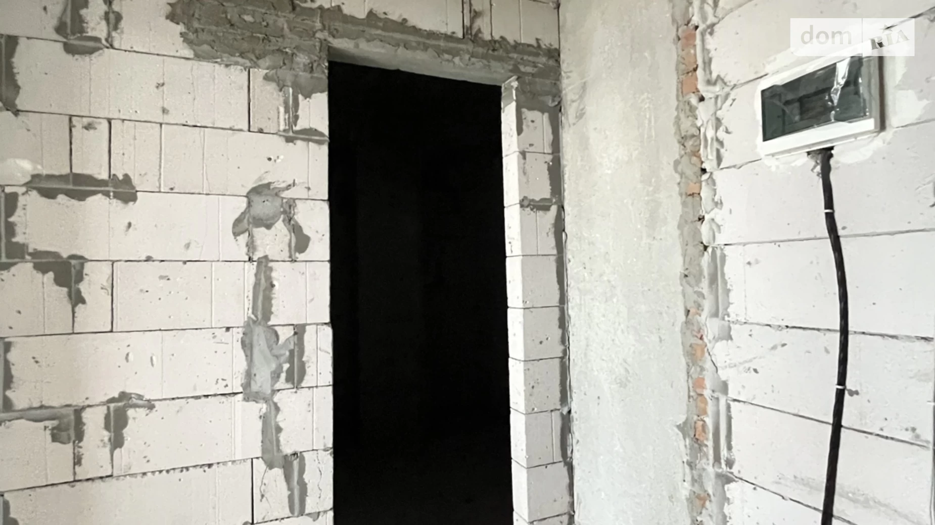 Продается 1-комнатная квартира 32 кв. м в Гостомеле, ул. Свято-Покровская(Ленина), 73/2 - фото 4