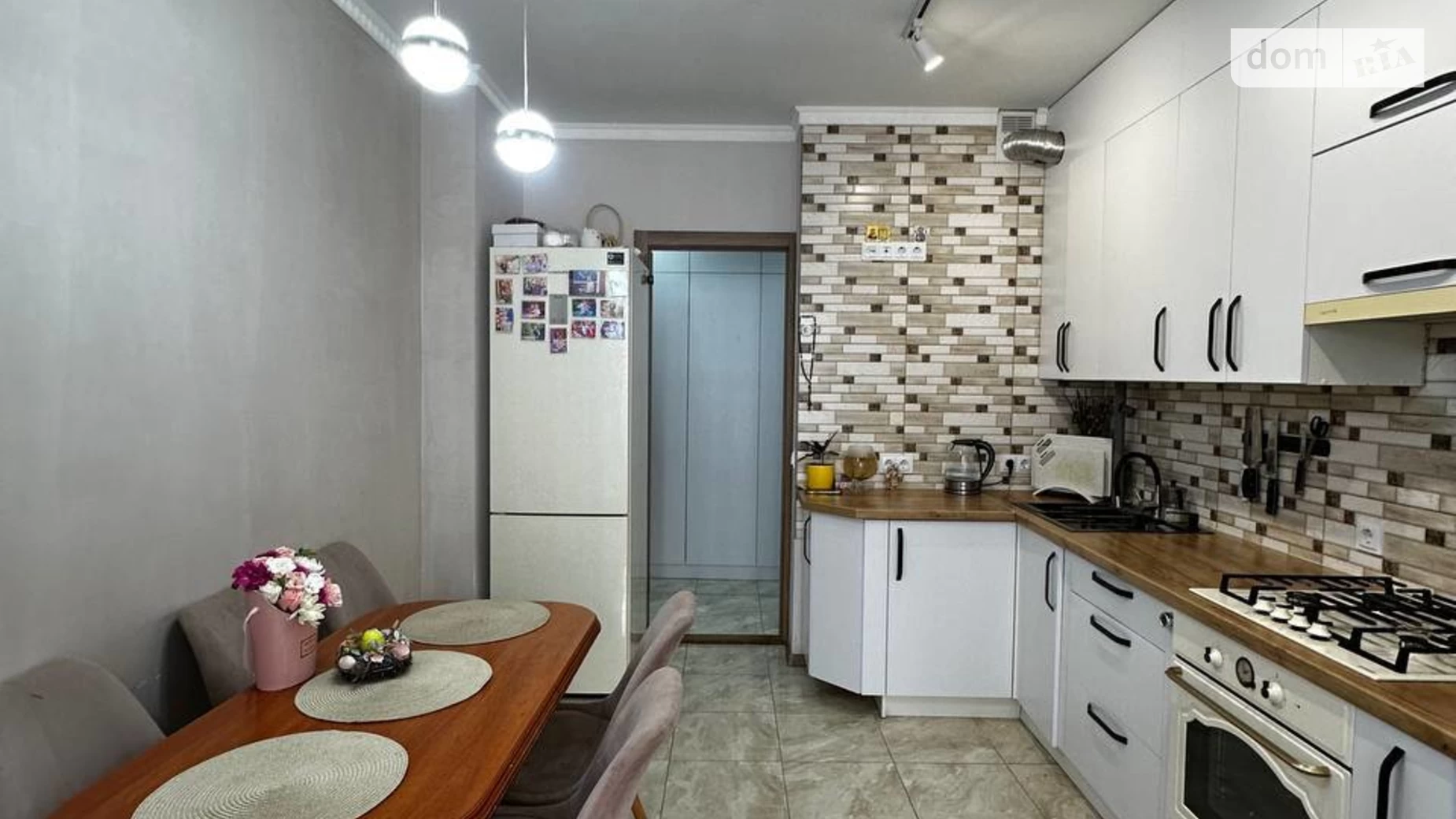 Продается 2-комнатная квартира 72.6 кв. м в Львове, ул. Зеленая, 281Б - фото 2