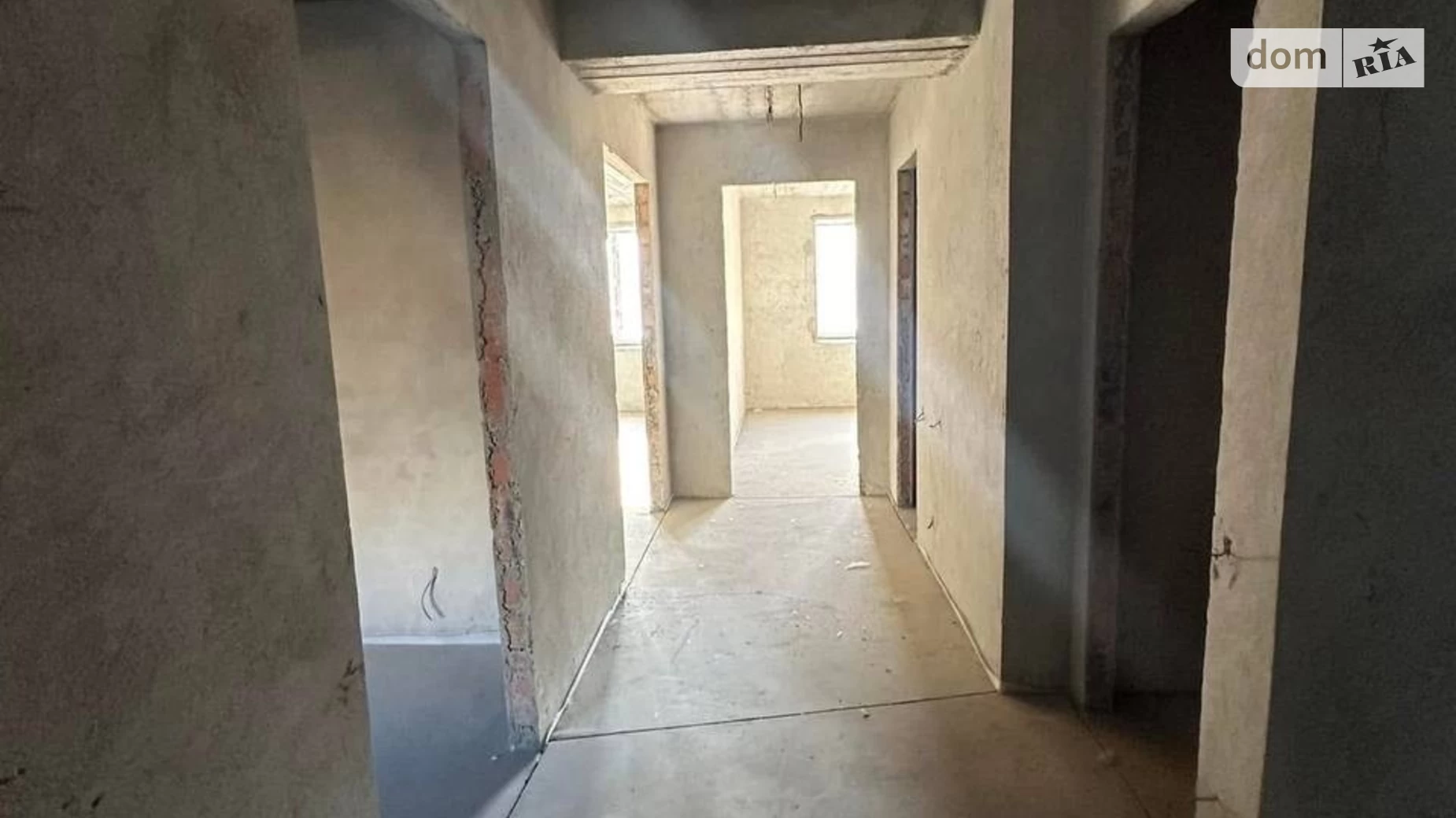 3-комнатная квартира 85 кв. м в Тернополе, ул. Чумацкая - фото 3