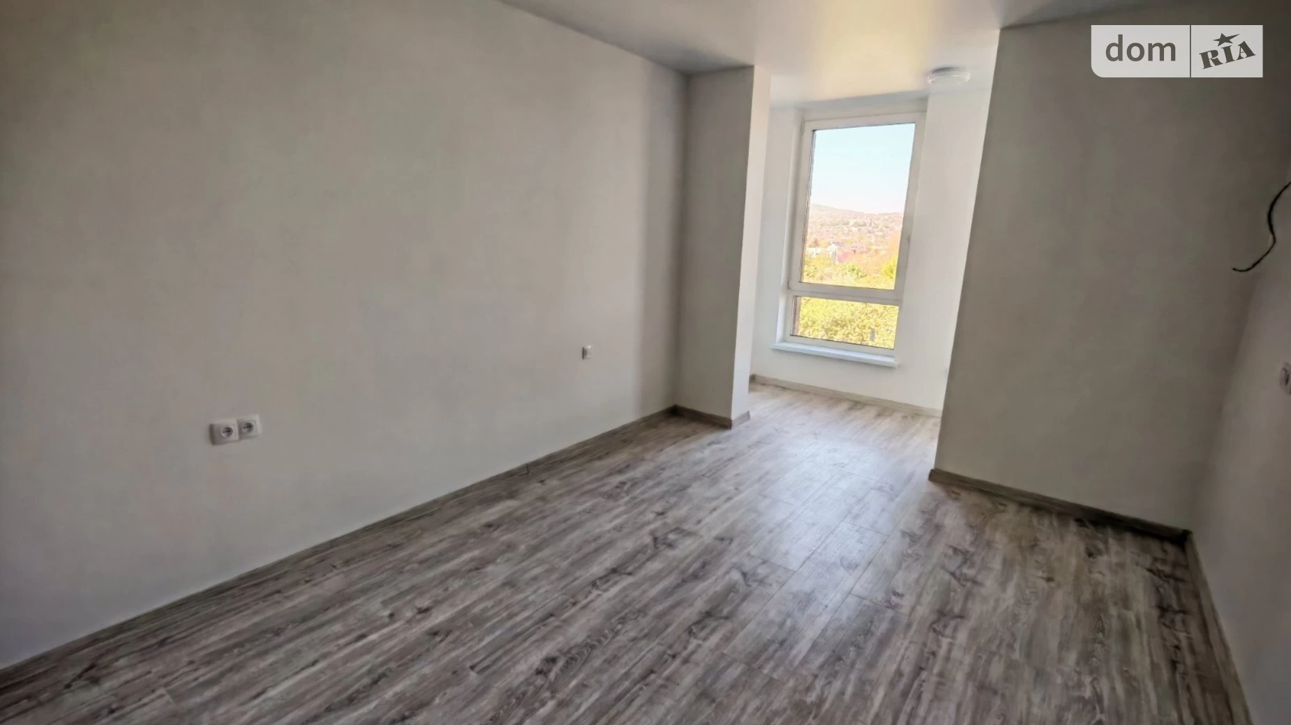 Продается 1-комнатная квартира 60 кв. м в Черновцах, ул. Каневская, 23А - фото 3