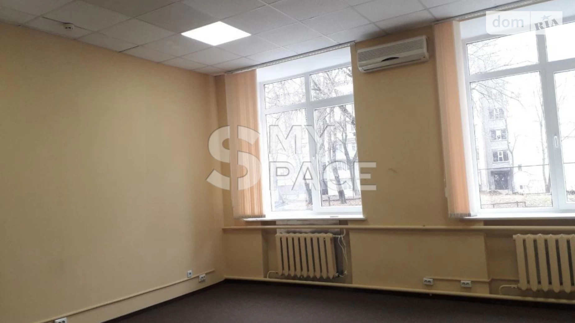 Сдается в аренду офис 398 кв. м в бизнес-центре, цена: 115000 грн - фото 2
