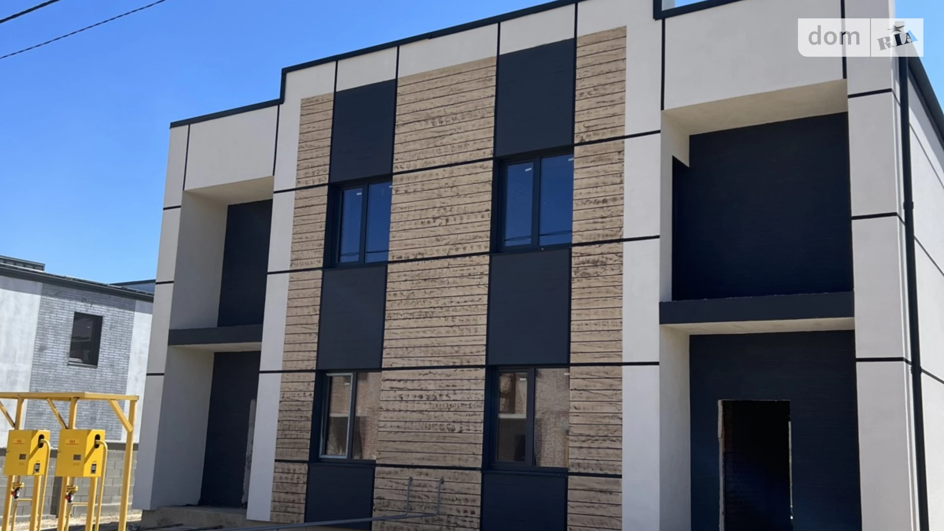Авторынок Ровно, цена: 73000 $ - фото 2