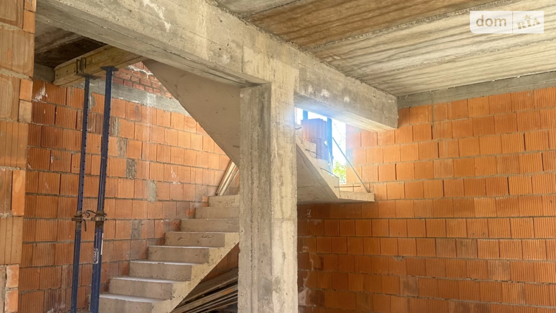 Продається будинок 2 поверховий 205 кв. м з подвалом, цена: 220000 $ - фото 2