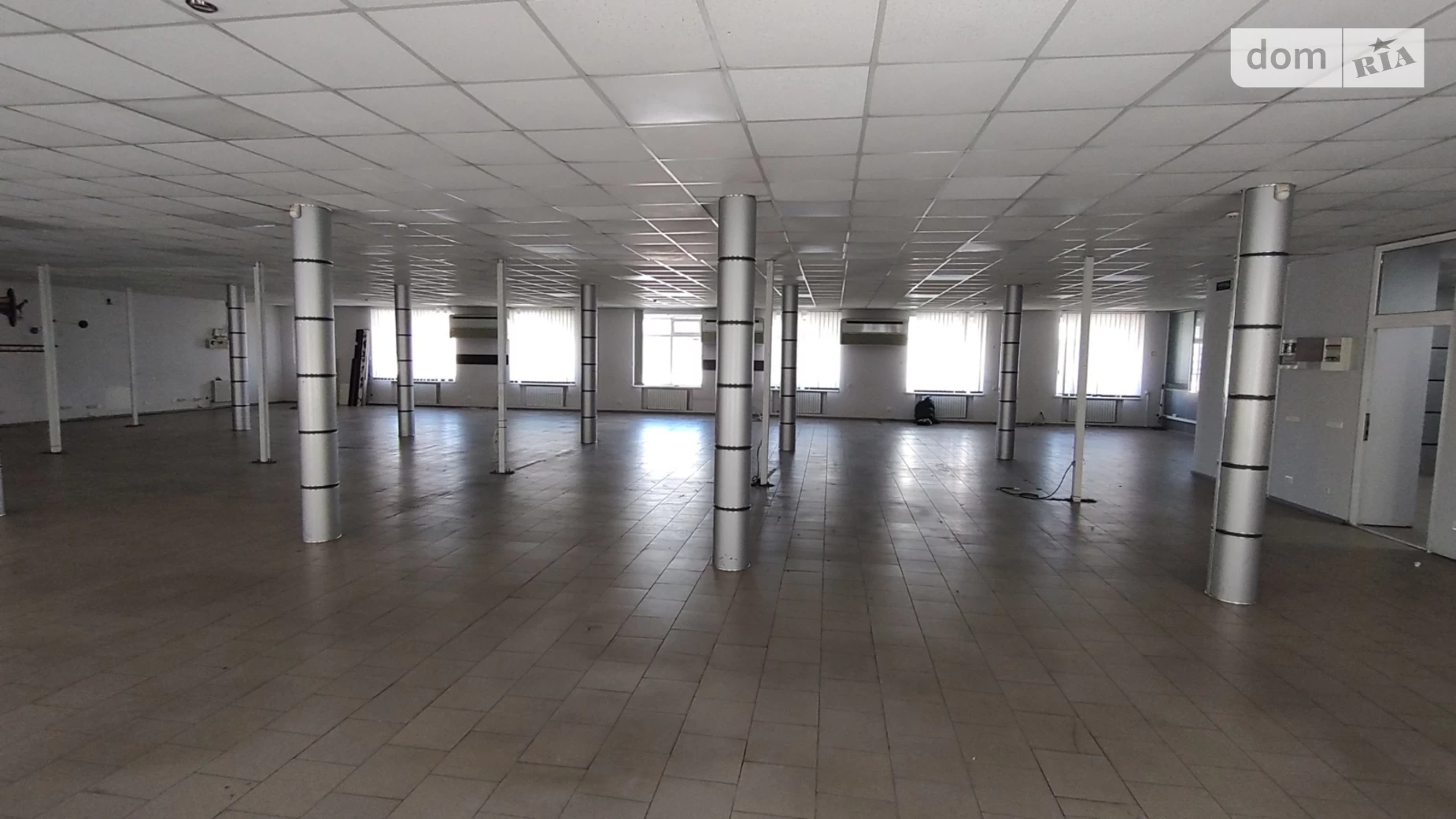 Здається в оренду офіс 718 кв. м в бізнес-центрі, цена: 146000 грн - фото 4