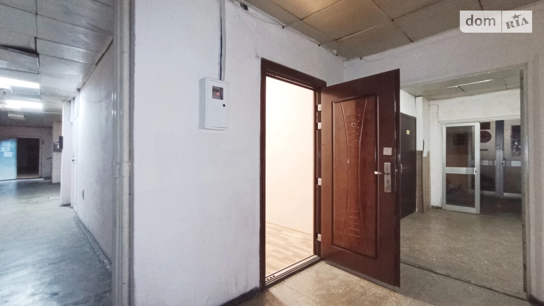 Сдается в аренду офис 12 кв. м в бизнес-центре, цена: 2200 грн - фото 5