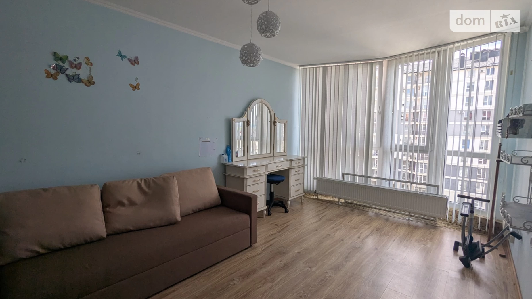 Продается 3-комнатная квартира 102 кв. м в Черновцах - фото 3