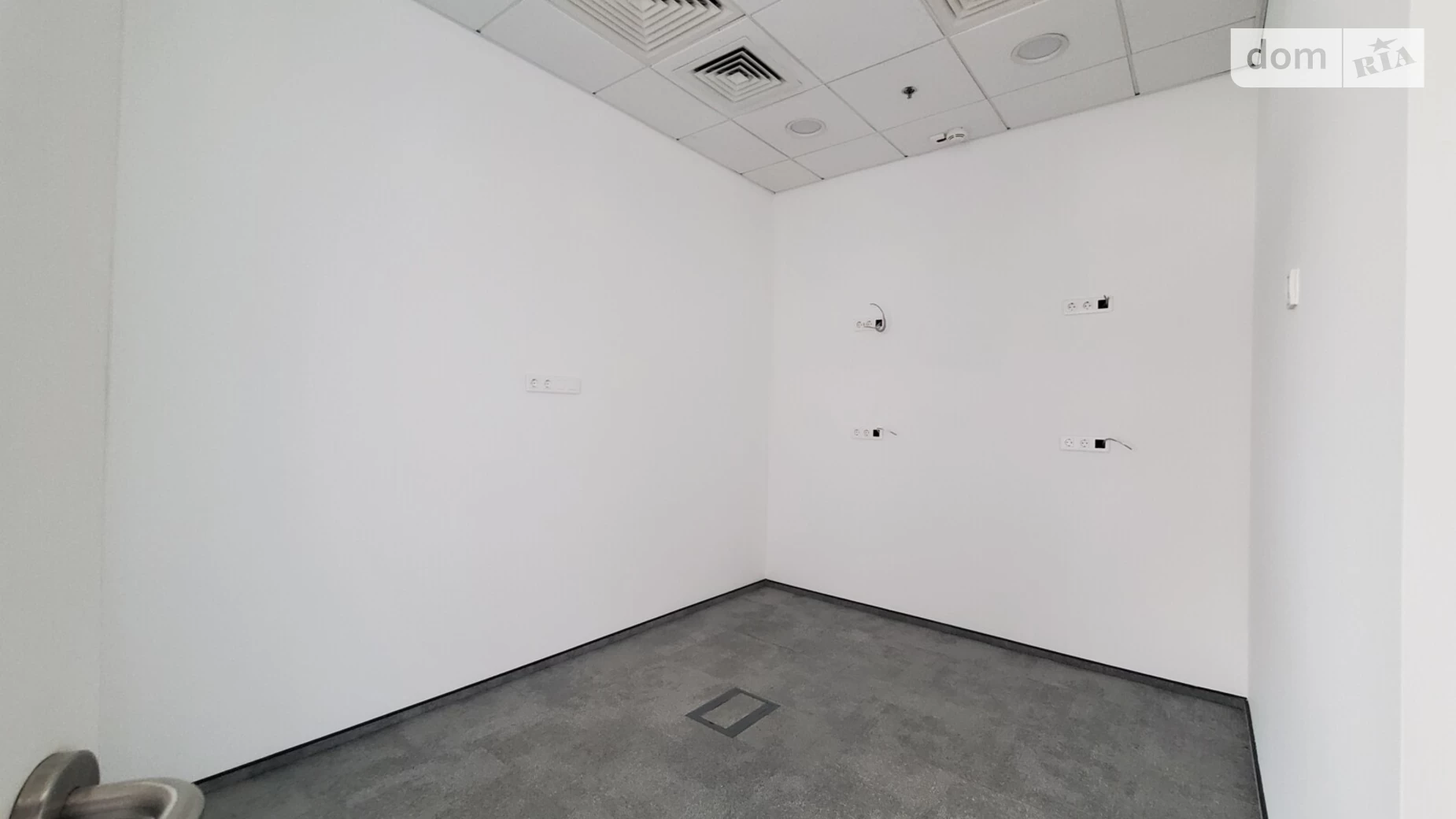 Сдается в аренду офис 539 кв. м в бизнес-центре, цена: 18122 $ - фото 5