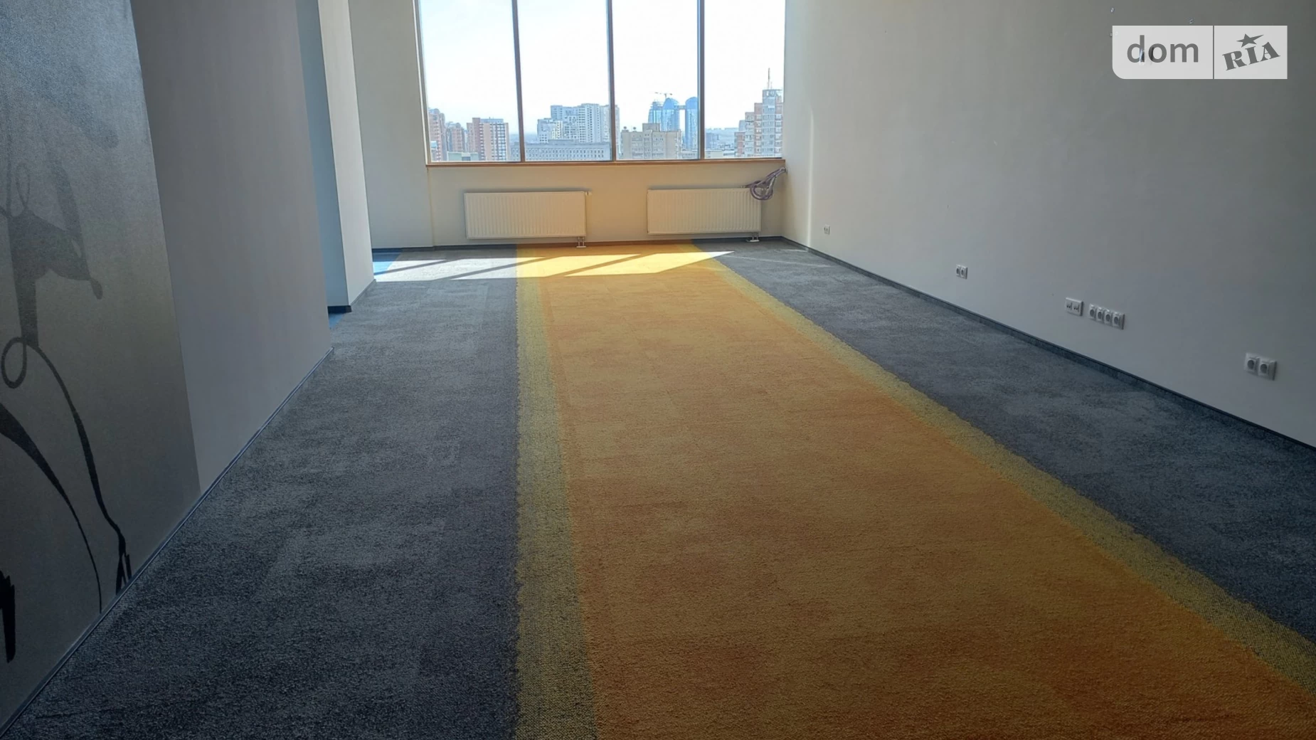 Сдается в аренду офис 1373 кв. м в бизнес-центре, цена: 46682 $ - фото 3
