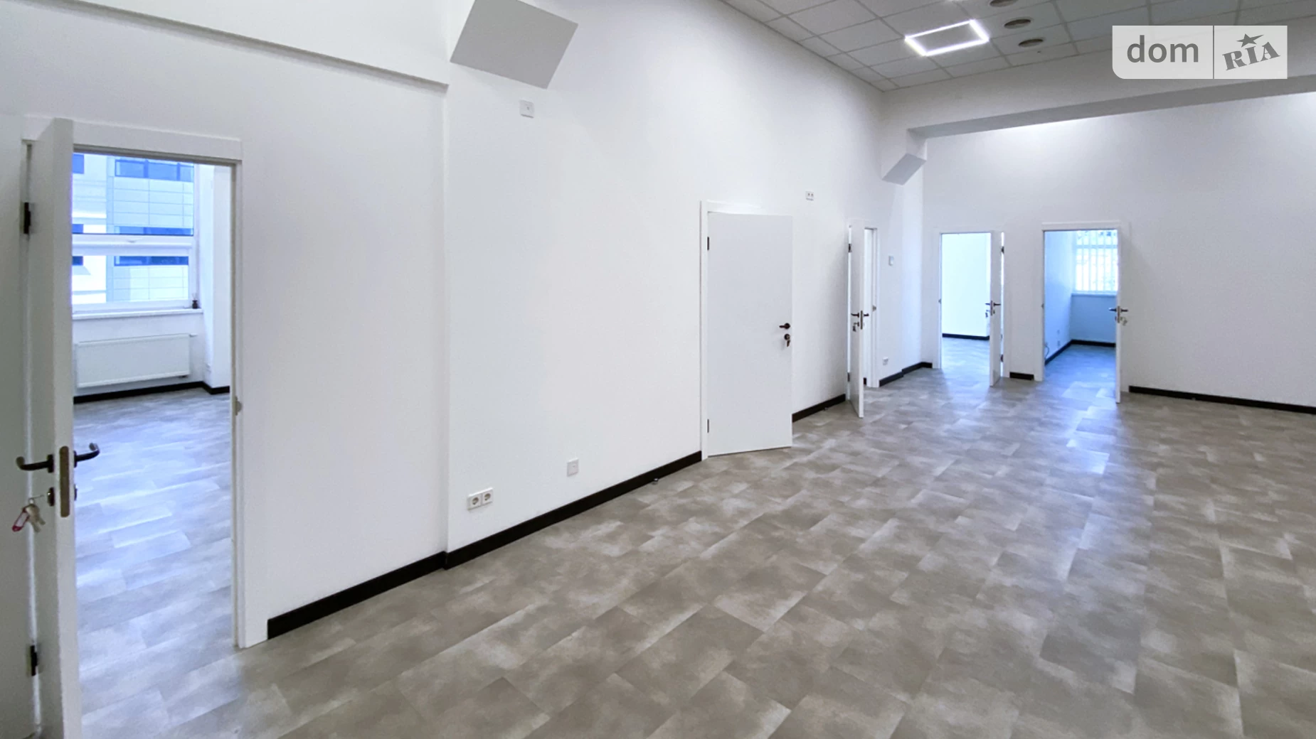 Сдается в аренду офис 359 кв. м в бизнес-центре, цена: 5493 $ - фото 5