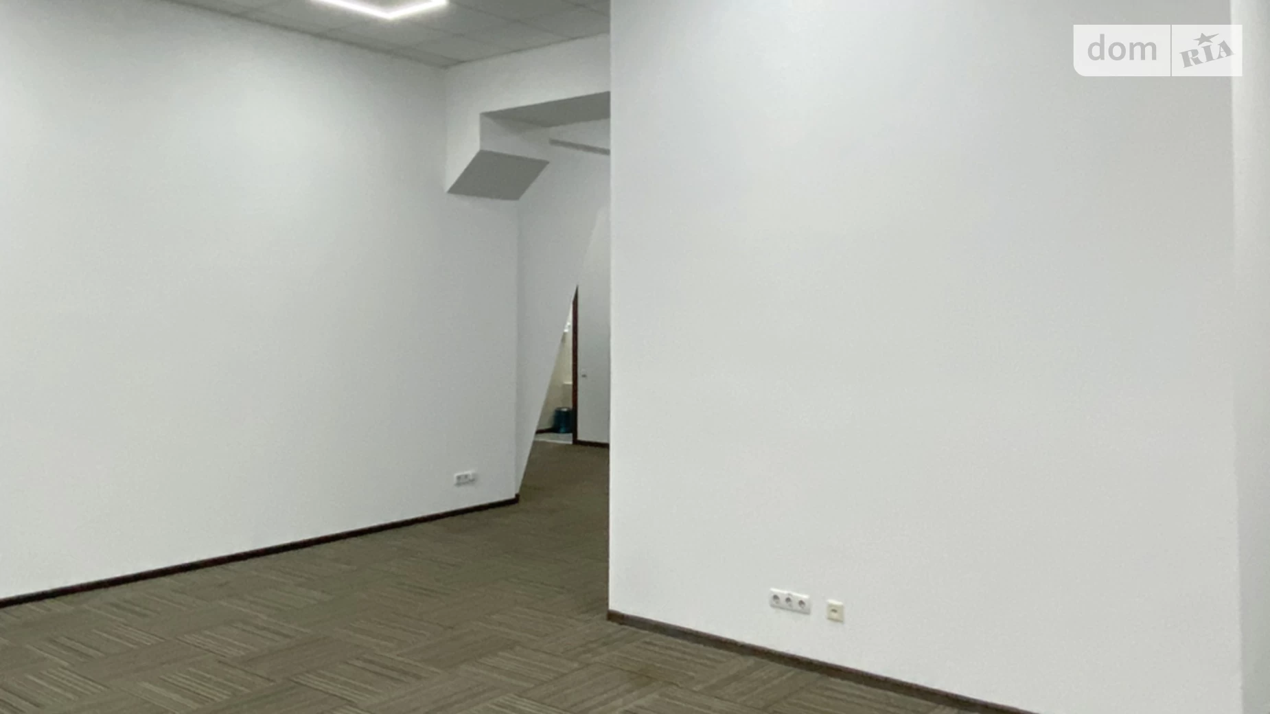 Сдается в аренду офис 610 кв. м в бизнес-центре, цена: 9333 $ - фото 3