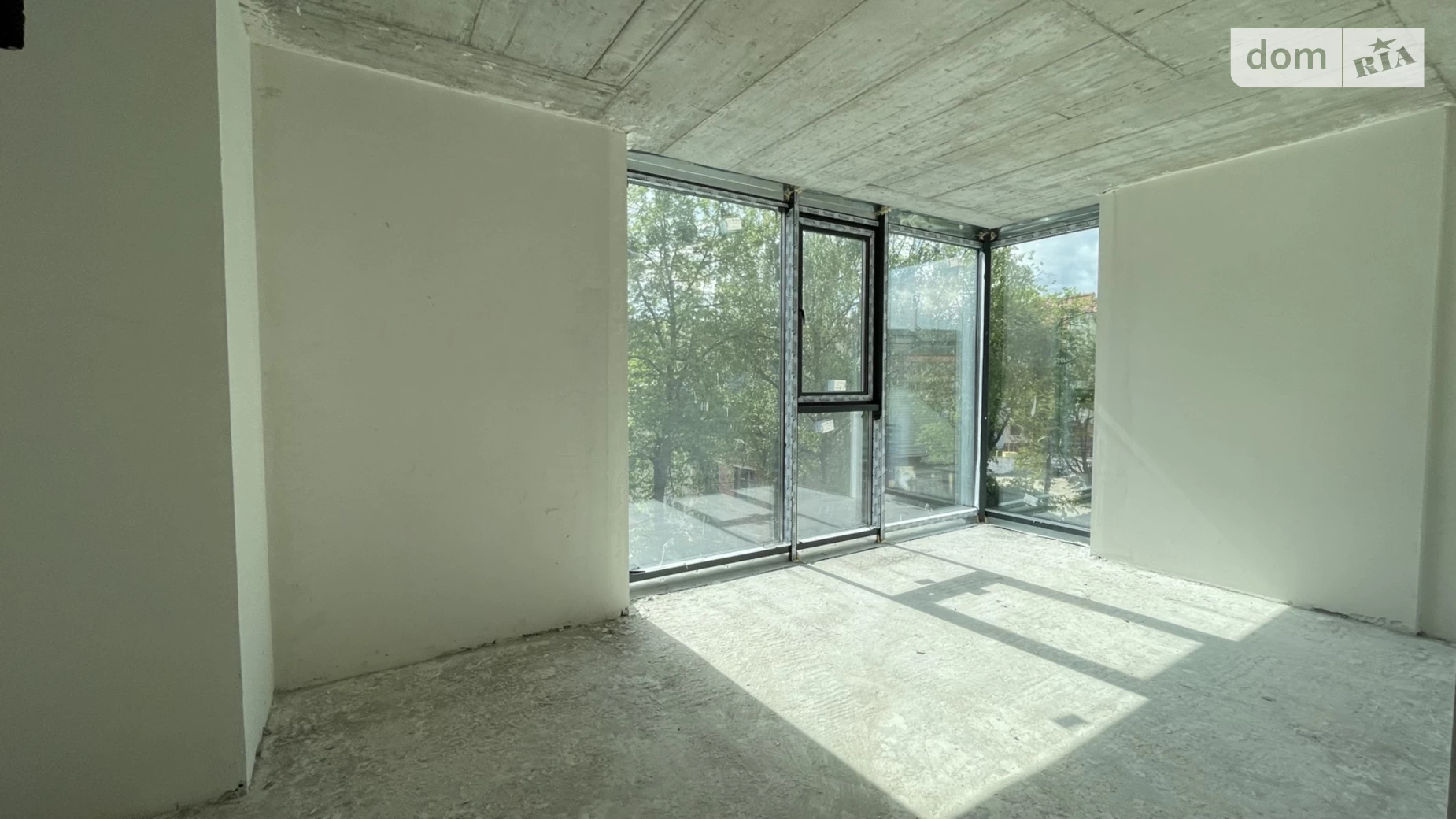 Продается 1-комнатная квартира 52 кв. м в Ивано-Франковске, ул. Гарбарская, 31 - фото 2