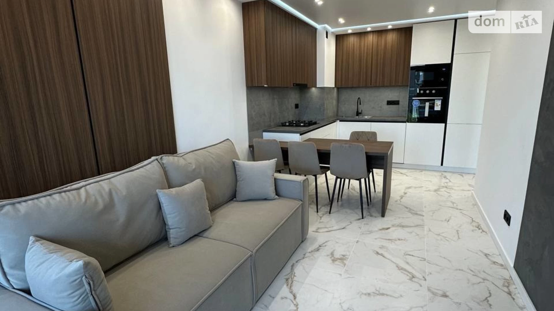 Продается 2-комнатная квартира 60 кв. м в Ивано-Франковске, цена: 106000 $ - фото 2