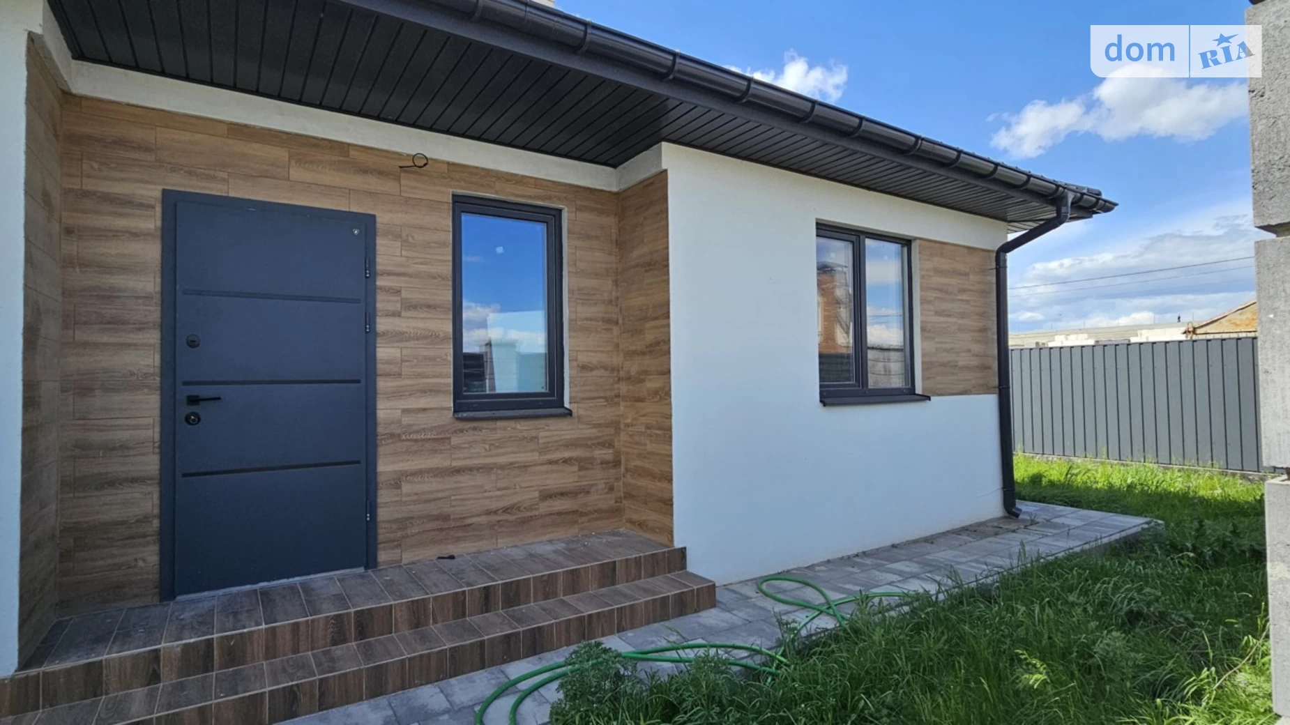 Продається одноповерховий будинок 110 кв. м з каміном, цена: 115000 $ - фото 4