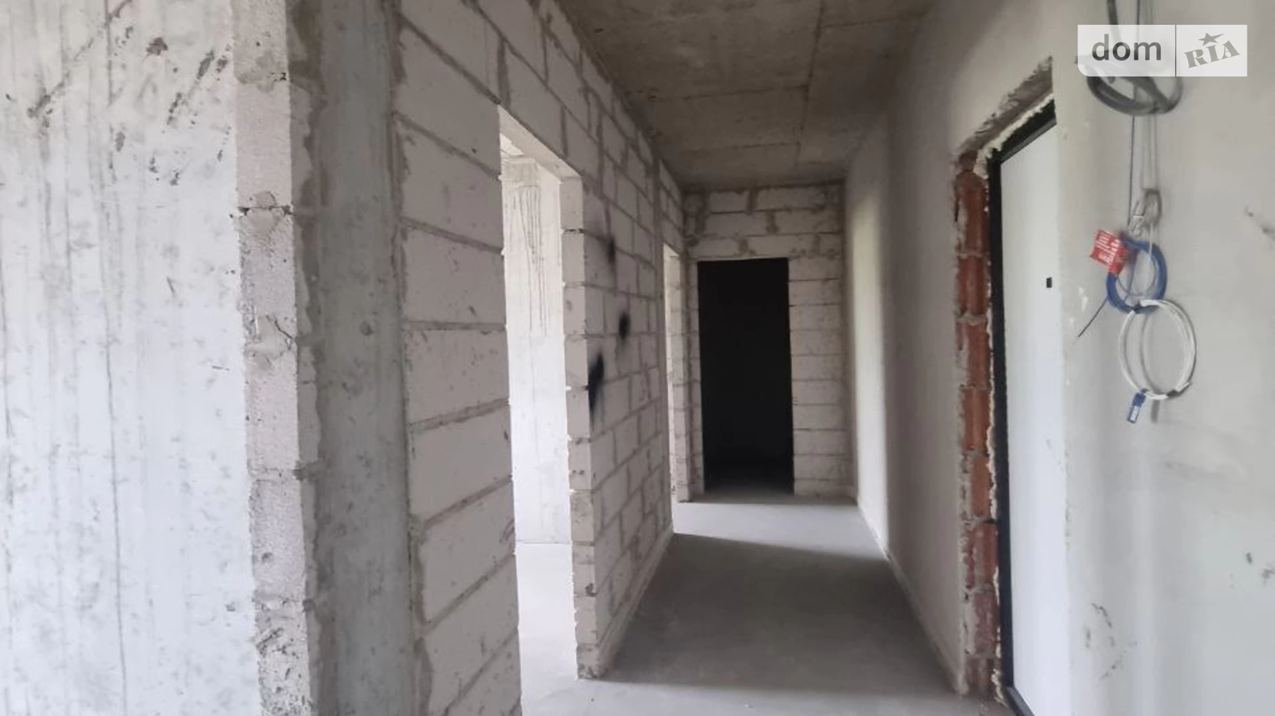 Продается 2-комнатная квартира 72 кв. м в Ивано-Франковске, ул. Ленкавского, 2А - фото 4