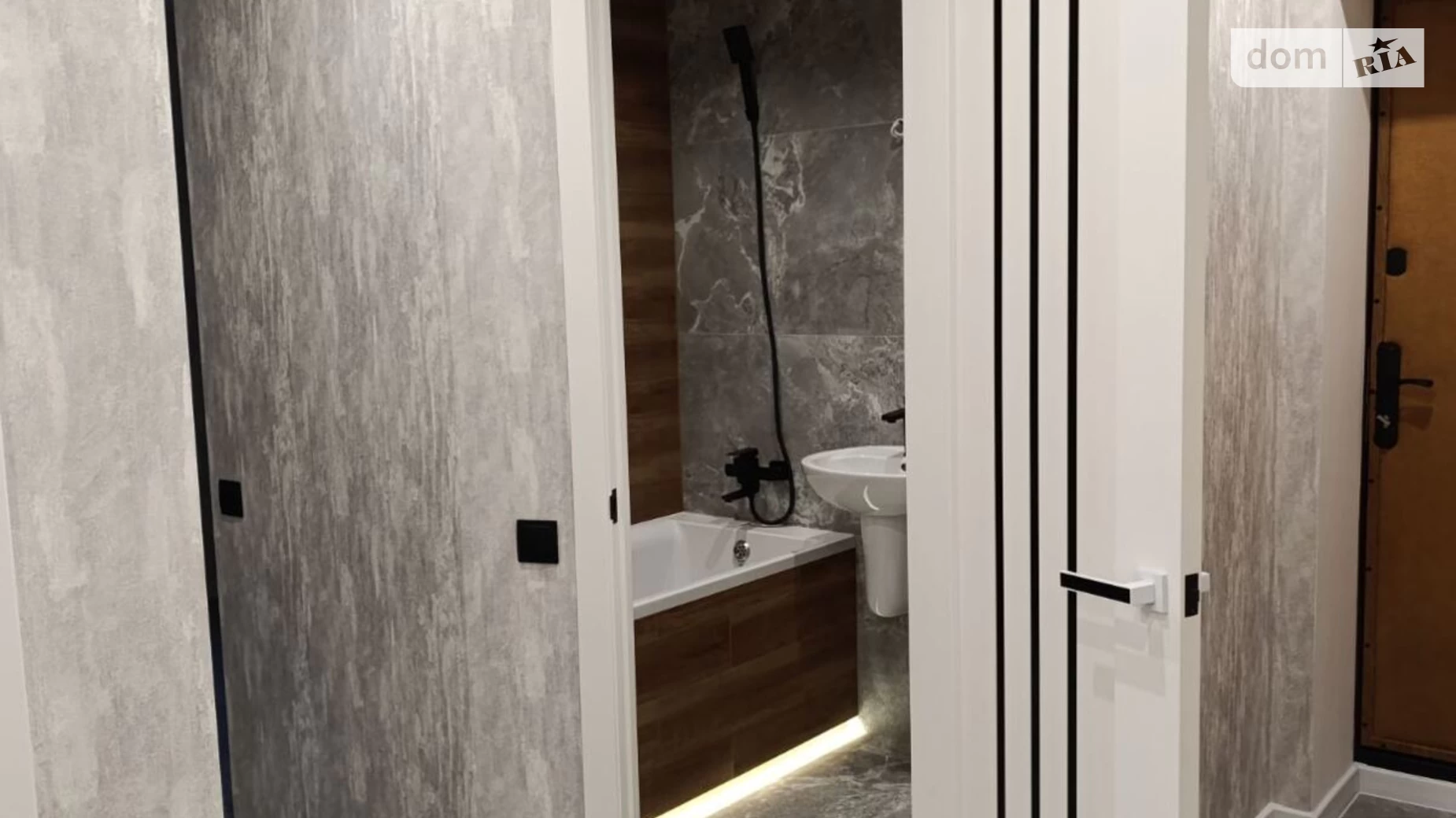 Продается 2-комнатная квартира 47 кв. м в Полтаве, цена: 55000 $ - фото 17