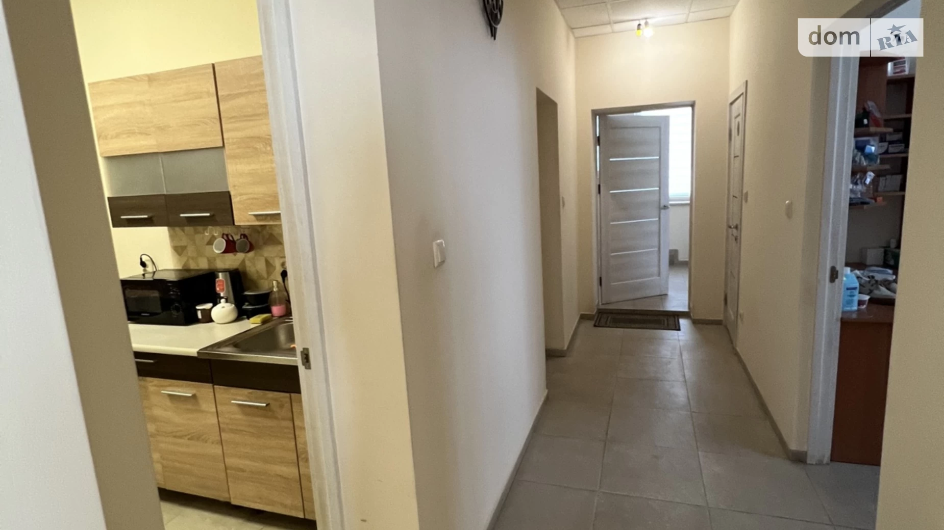 Продается офис 214 кв. м в бизнес-центре, цена: 159000 $ - фото 4