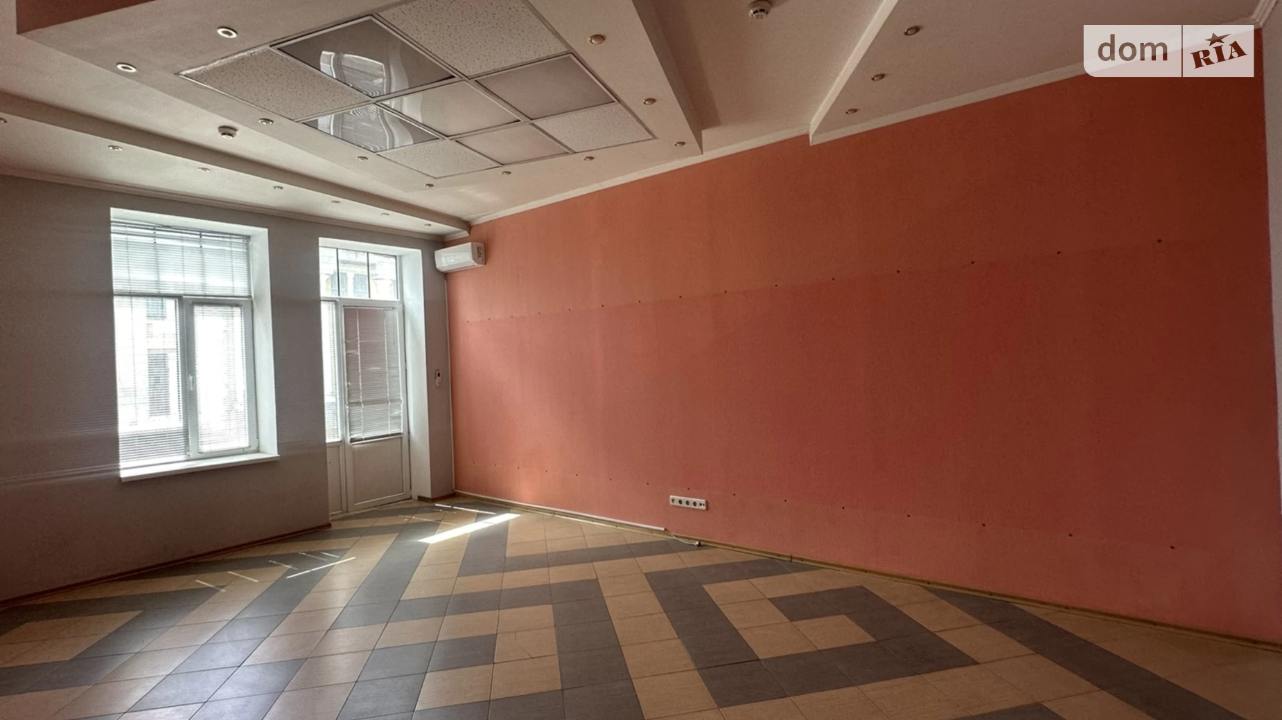 Сдается в аренду офис 131.5 кв. м в бизнес-центре, цена: 35000 грн - фото 4