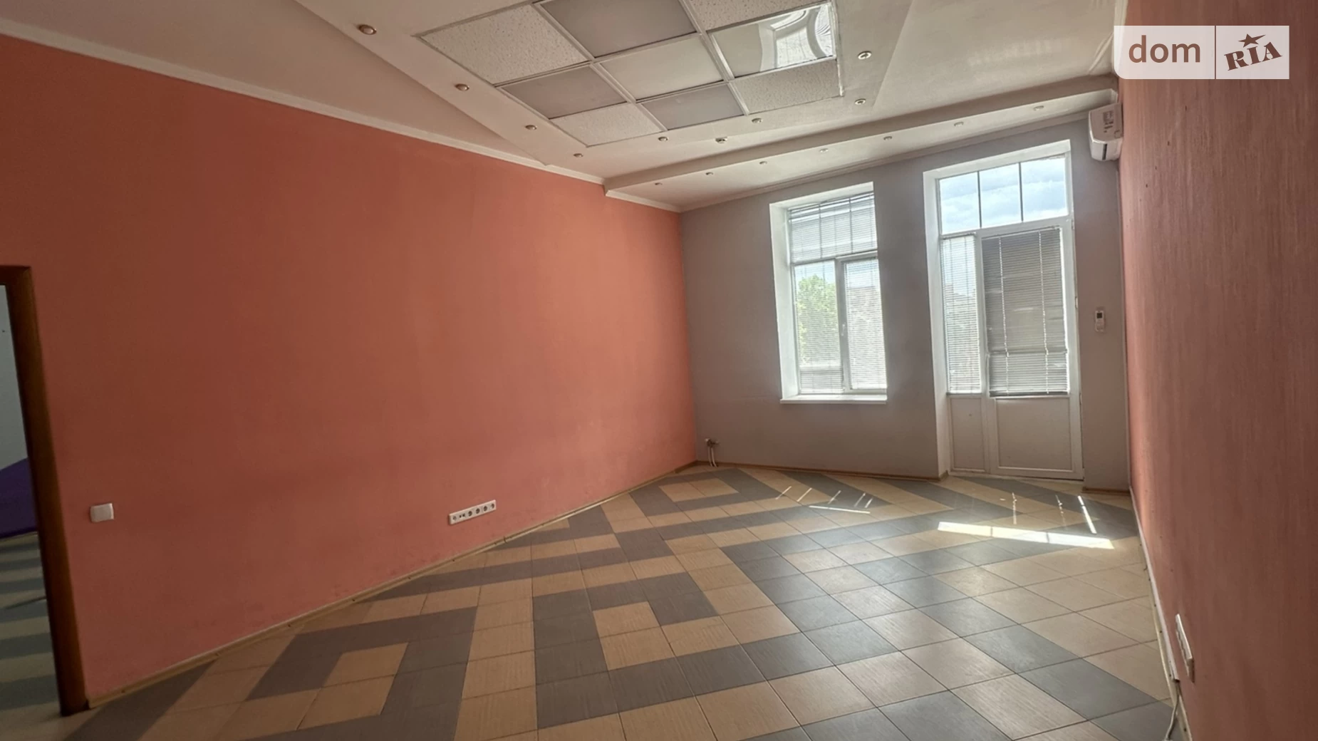 Сдается в аренду офис 131.5 кв. м в бизнес-центре, цена: 35000 грн - фото 5