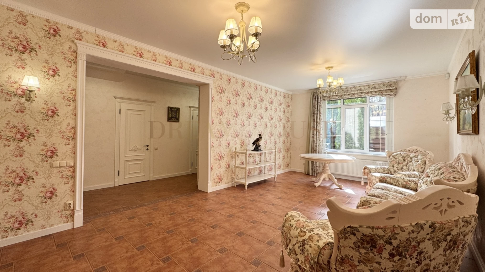 Продается дом на 2 этажа 160.2 кв. м с беседкой, цена: 260000 $ - фото 2