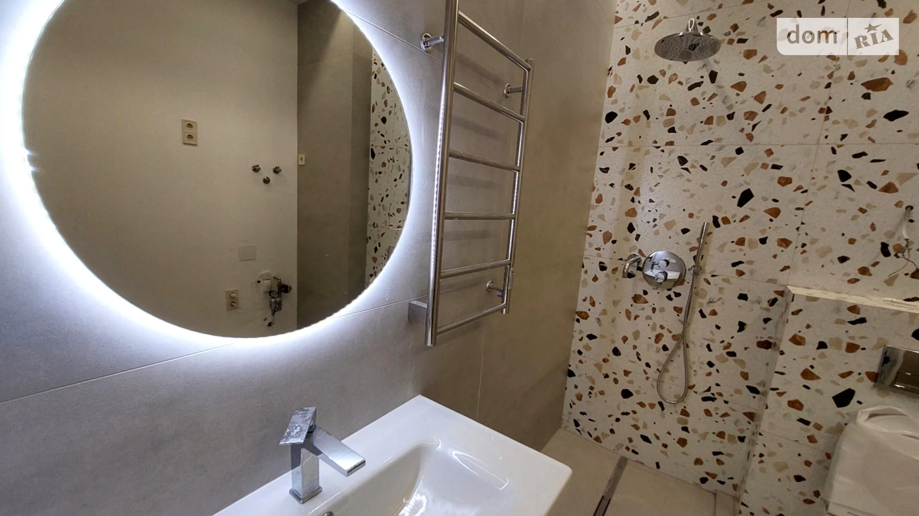 Продается 1-комнатная квартира 29.2 кв. м в, цена: 45000 $ - фото 2
