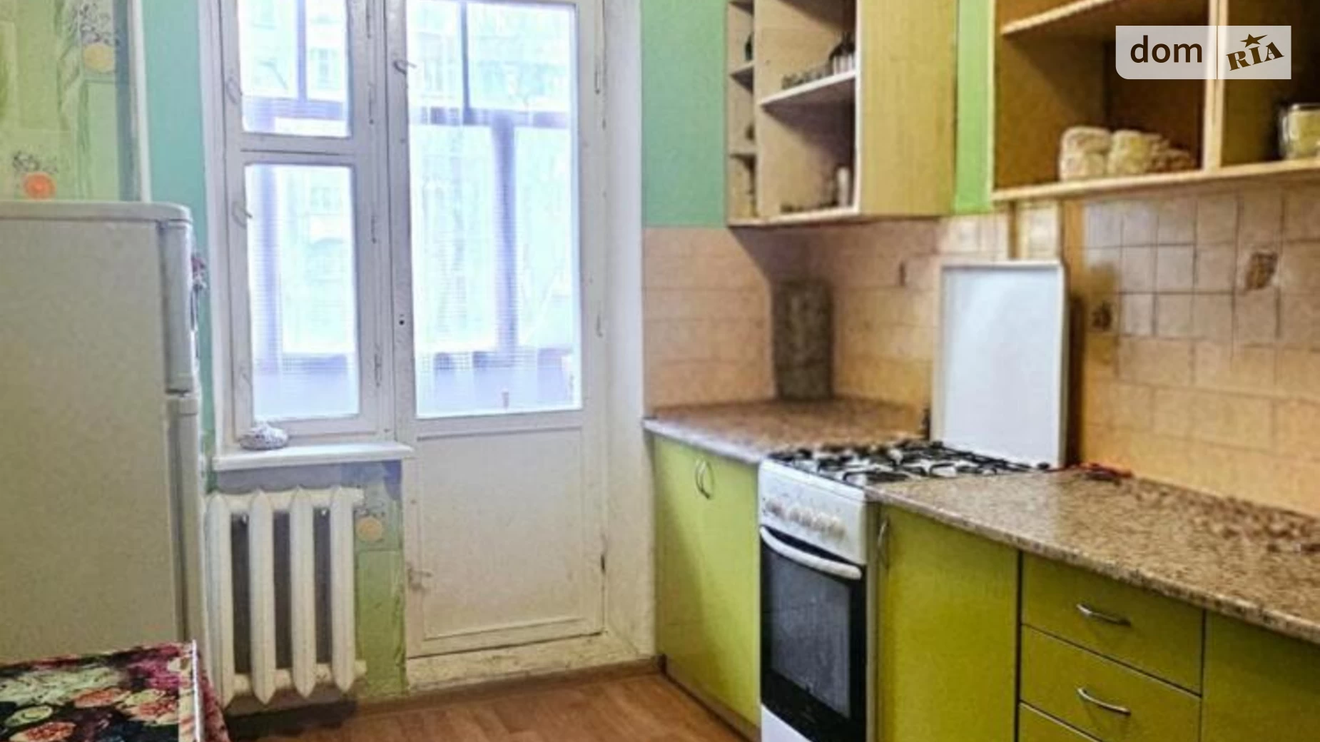 Продается 3-комнатная квартира 65 кв. м в Ровно, ул. Коновальца Евгения, 12 - фото 2