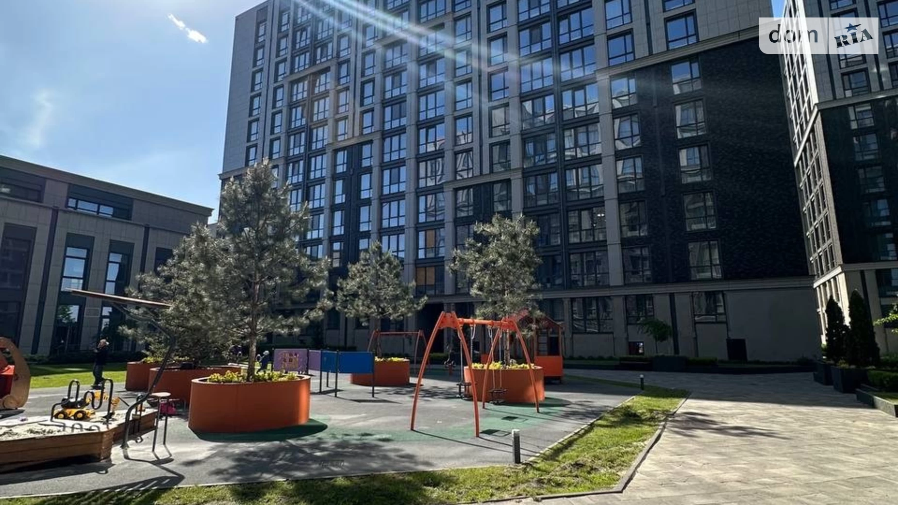 Продается 2-комнатная квартира 70.5 кв. м в Днепре, ул. Костомаровская, 1А - фото 2