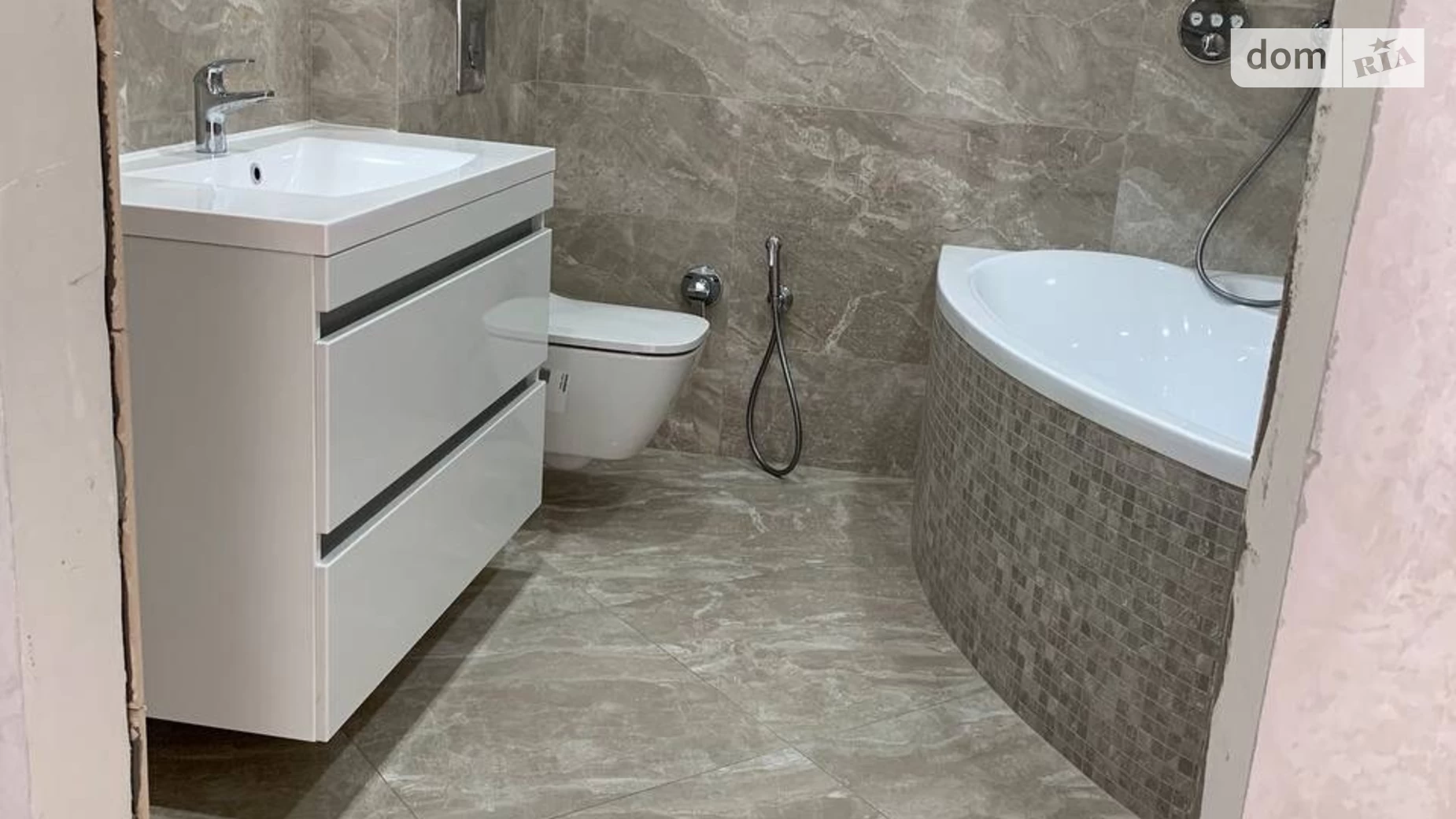Продается 2-комнатная квартира 75.1 кв. м в Хмельницком, ул. Панаса Мирного, 1 - фото 11