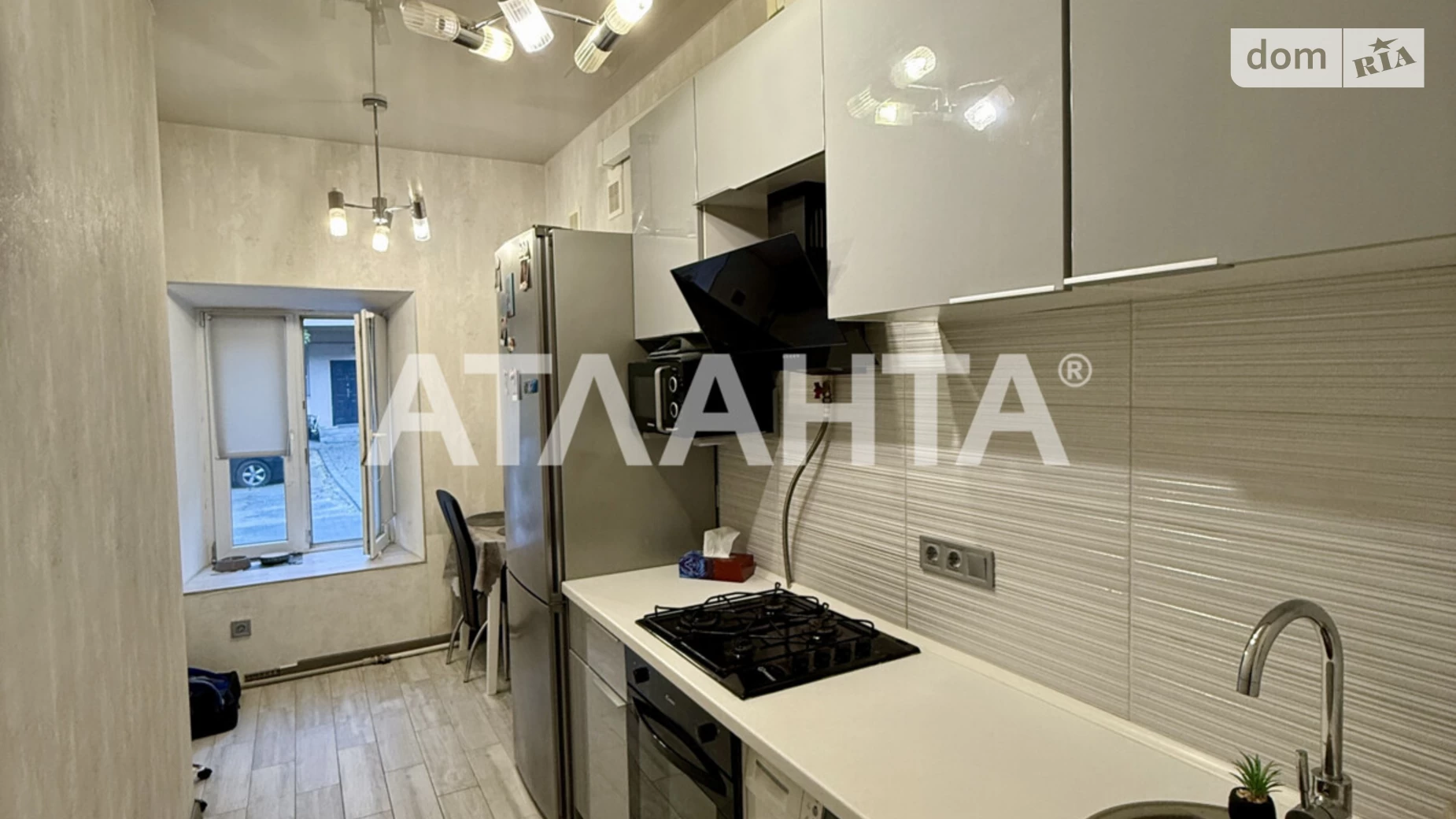 Продается 1-комнатная квартира 43.8 кв. м в Одессе, ул. Еврейская - фото 2