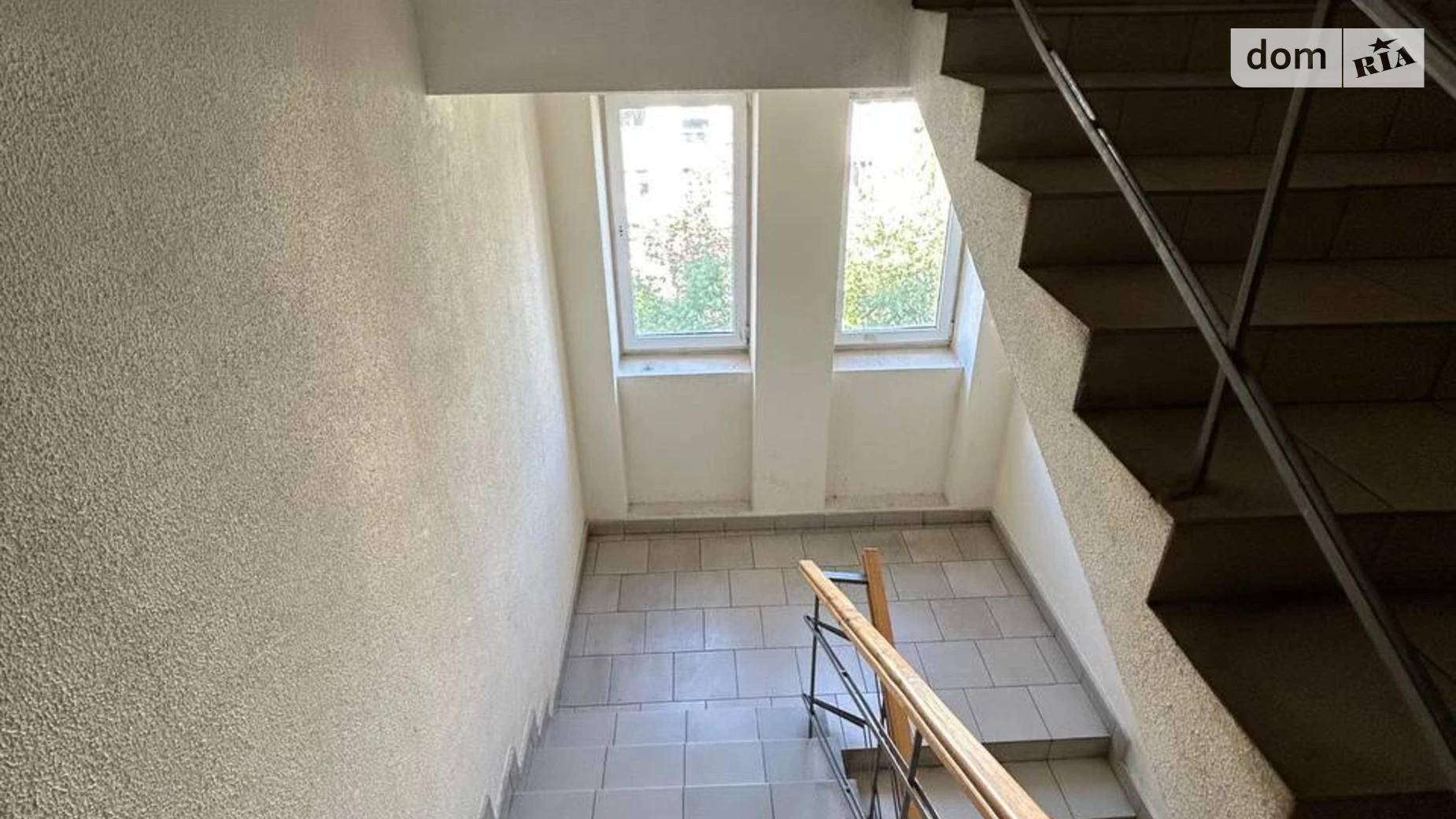 Продается 2-комнатная квартира 77.6 кв. м в Ивано-Франковске, ул. Гетьмана Ивана Мазепы, 87А - фото 2