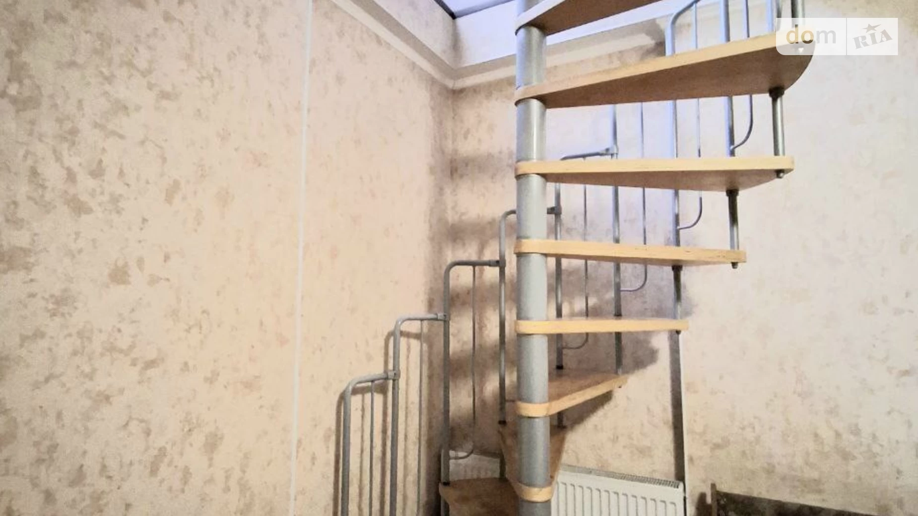 Продается 4-комнатная квартира 109 кв. м в Одессе, Балтская дор. - фото 2