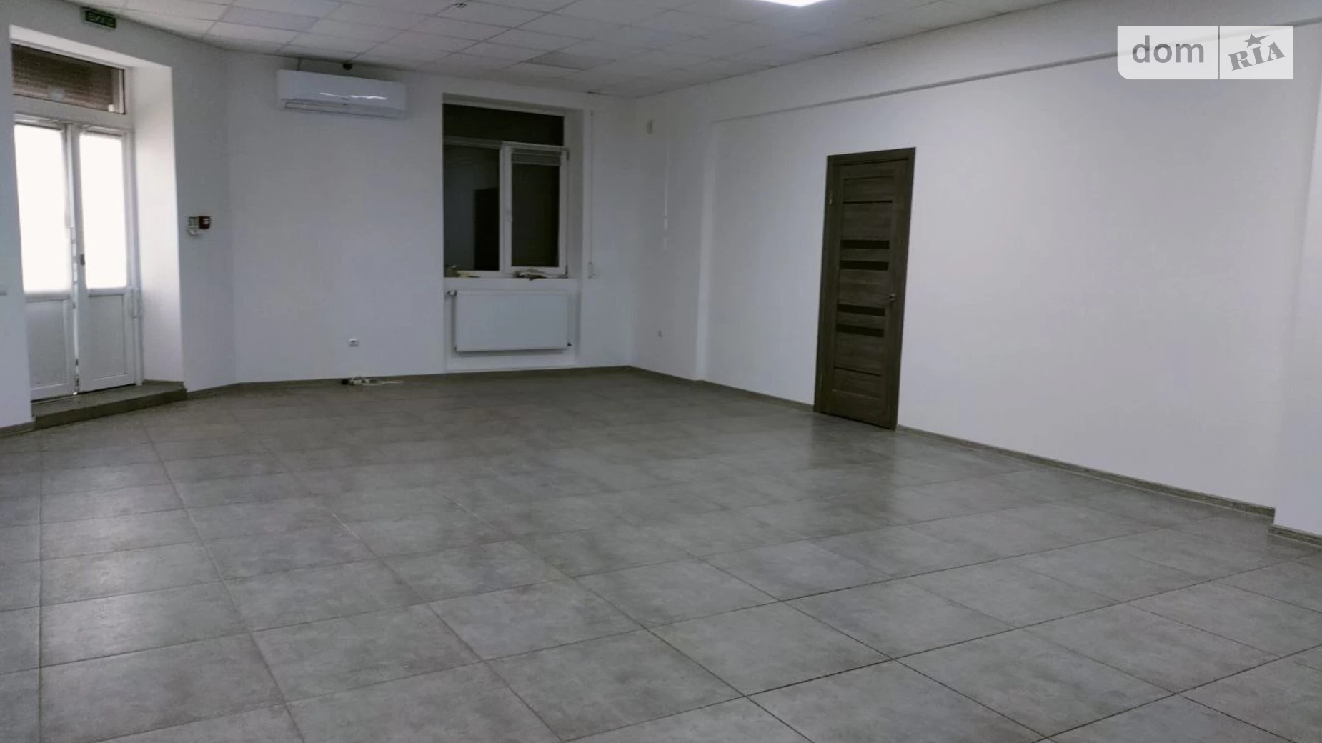 Сдается в аренду помещения свободного назначения 155 кв. м в 10-этажном здании, цена: 700 $ - фото 3