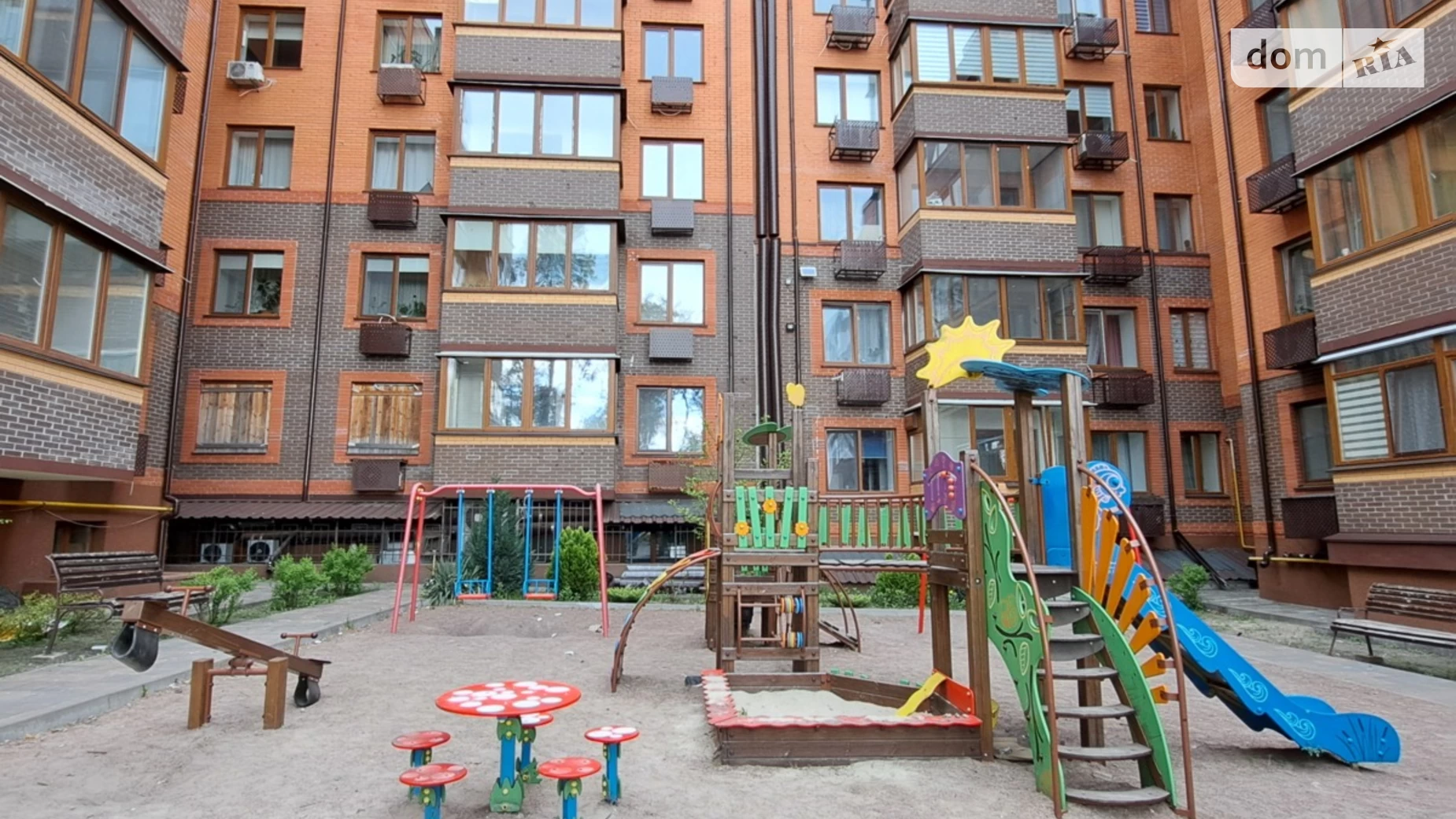 Продається 2-кімнатна квартира 57.5 кв. м у Ірпені, вул. Київська, 53 - фото 2