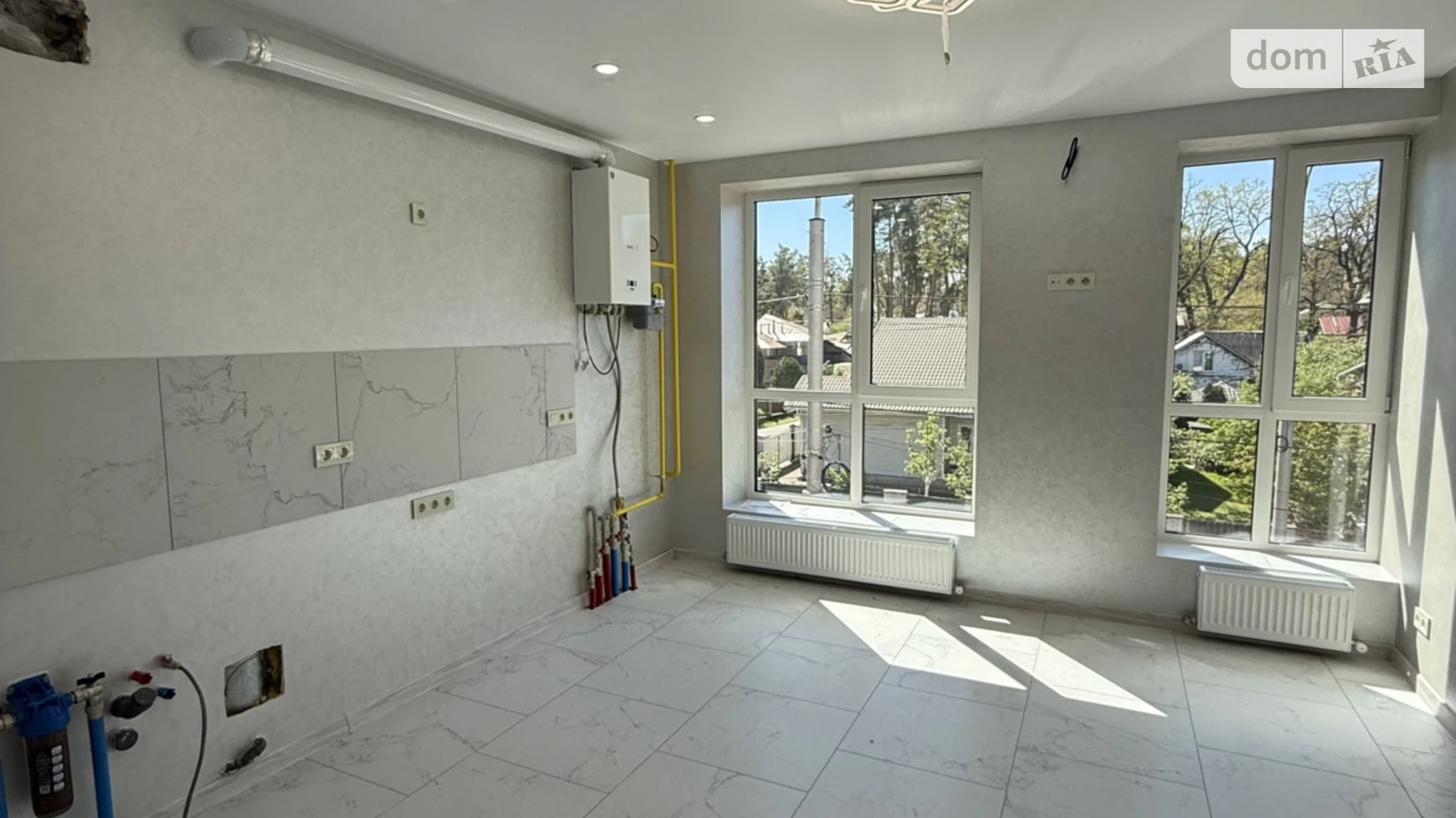 Продается 1-комнатная квартира 51 кв. м в Ирпене, 2-й пер. Украинский, 24 - фото 2