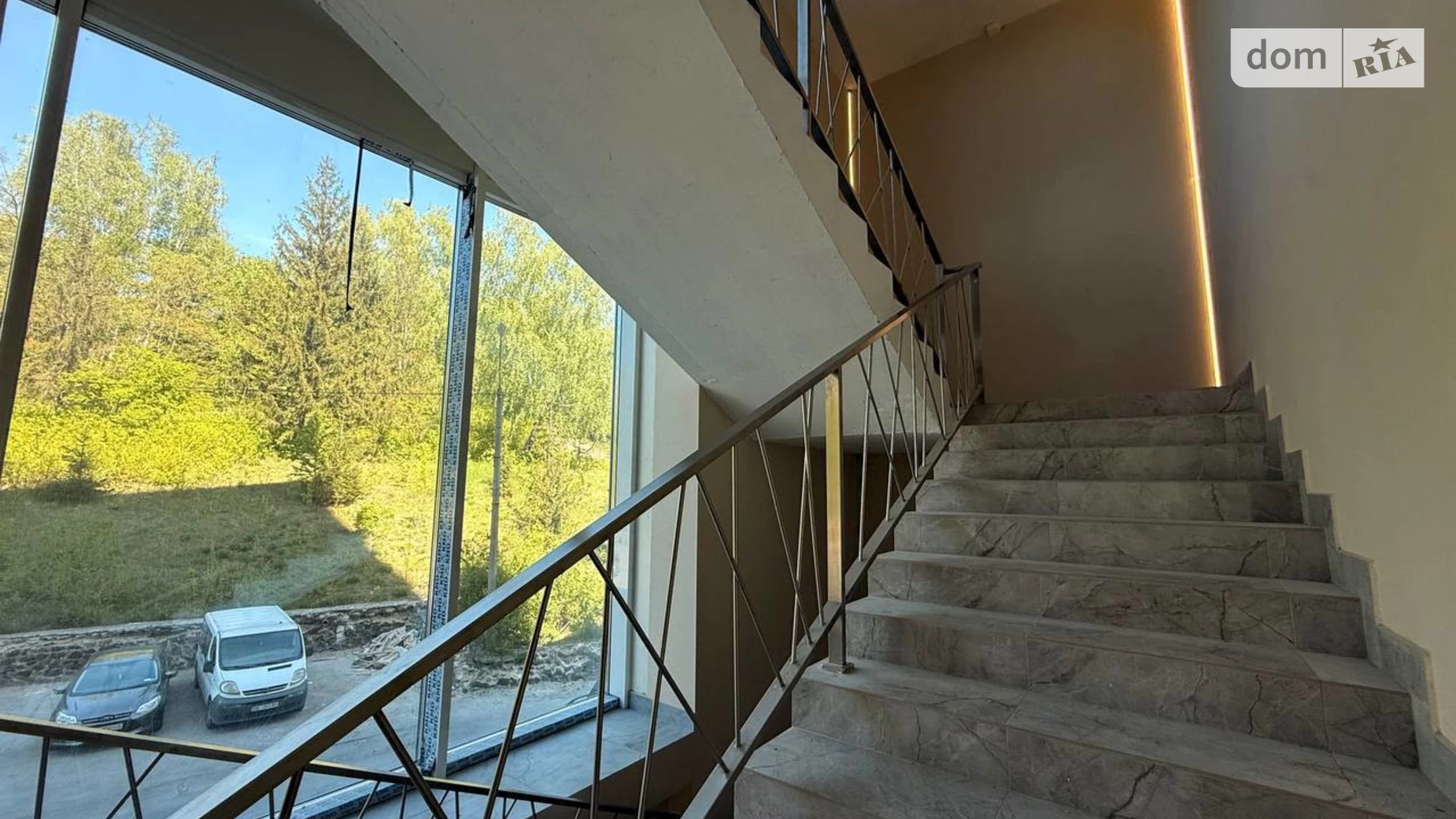 Продается офис 38 кв. м в бизнес-центре, цена: 62700 $ - фото 4